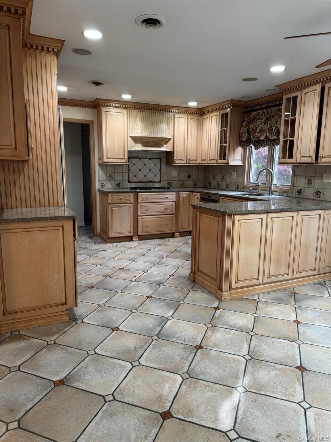 24 Beaumont Drive, New City, NY 10956