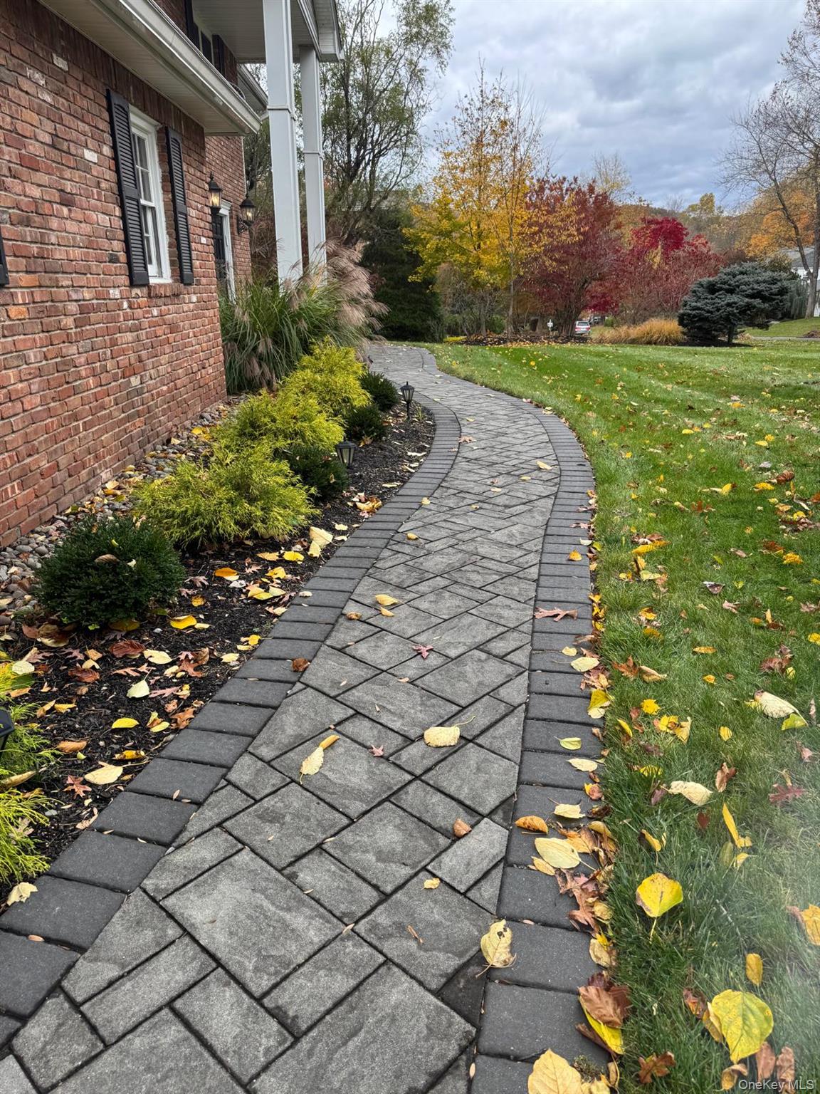 24 Beaumont Drive, New City, NY 10956