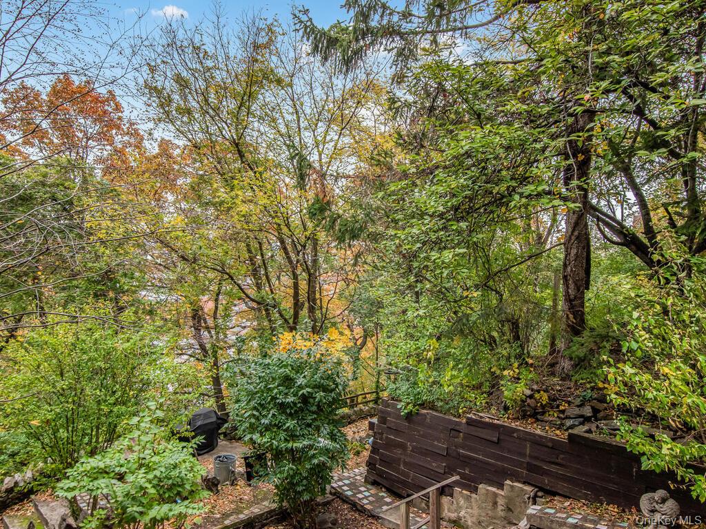 83 Alta Avenue, Yonkers, NY 10705