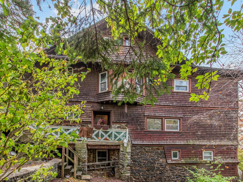 83 Alta Avenue, Yonkers, NY 10705