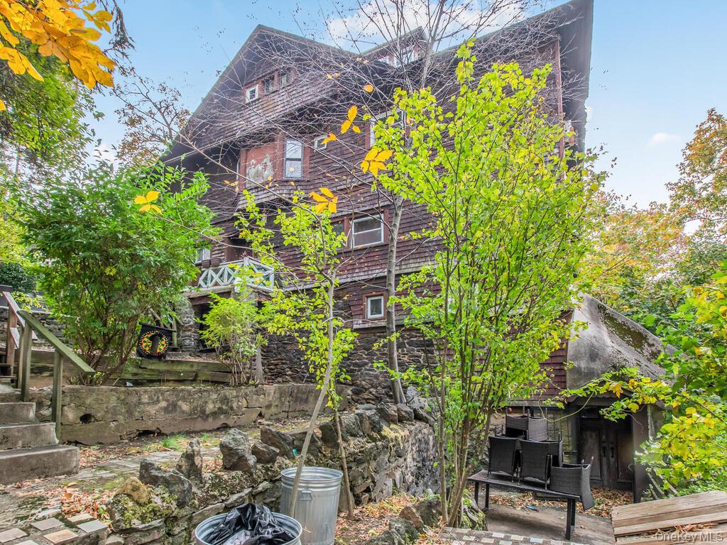 83 Alta Avenue, Yonkers, NY 10705