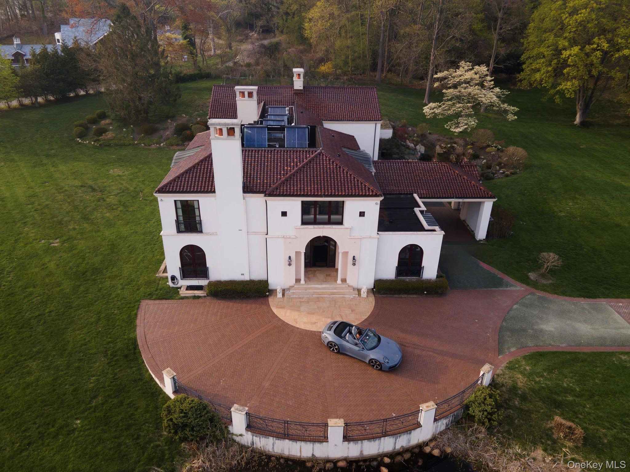 717 Short Beach Road, Saint James, NY 11780