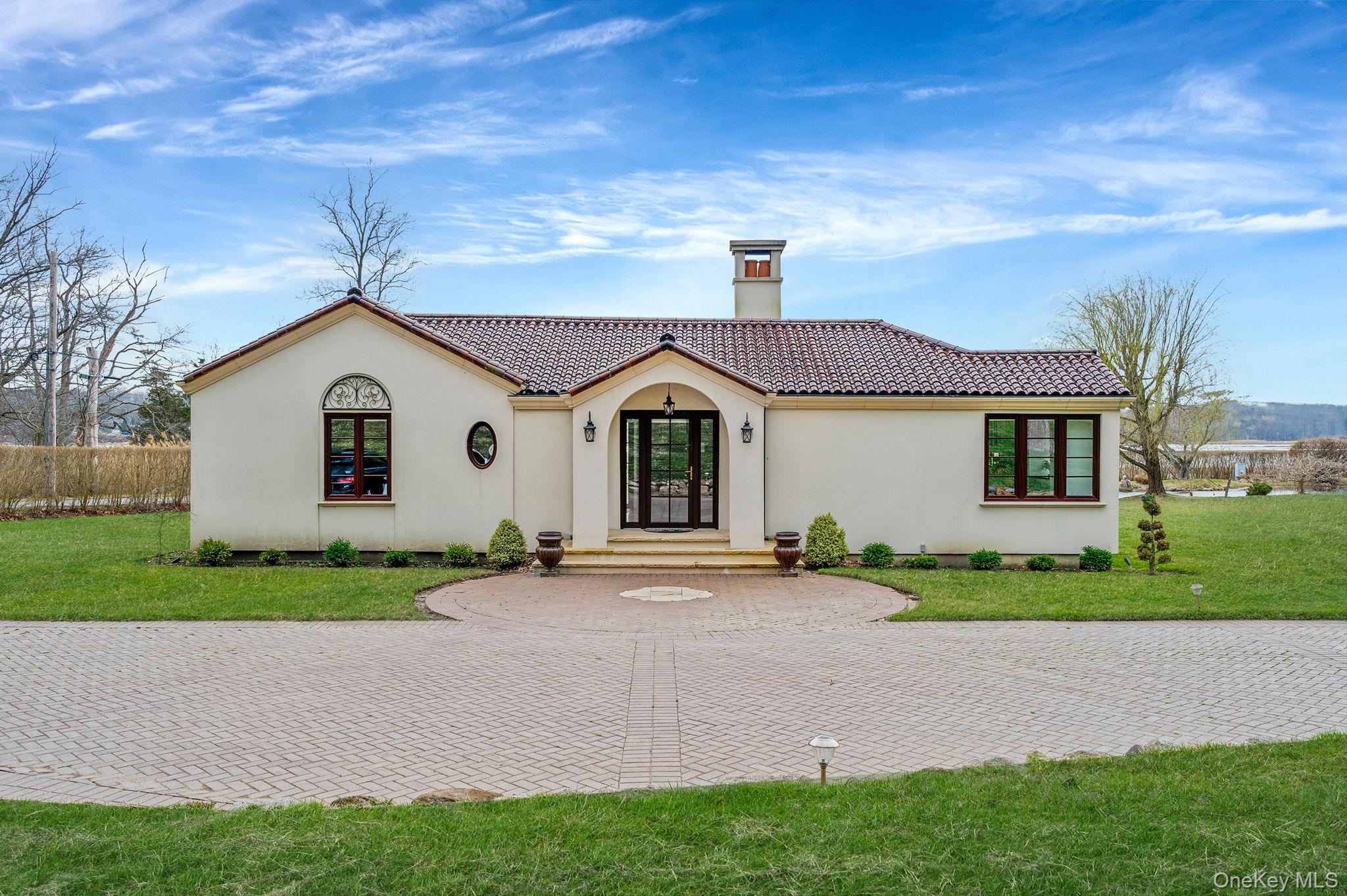 717 Short Beach Road, Nissequogue, NY 11780