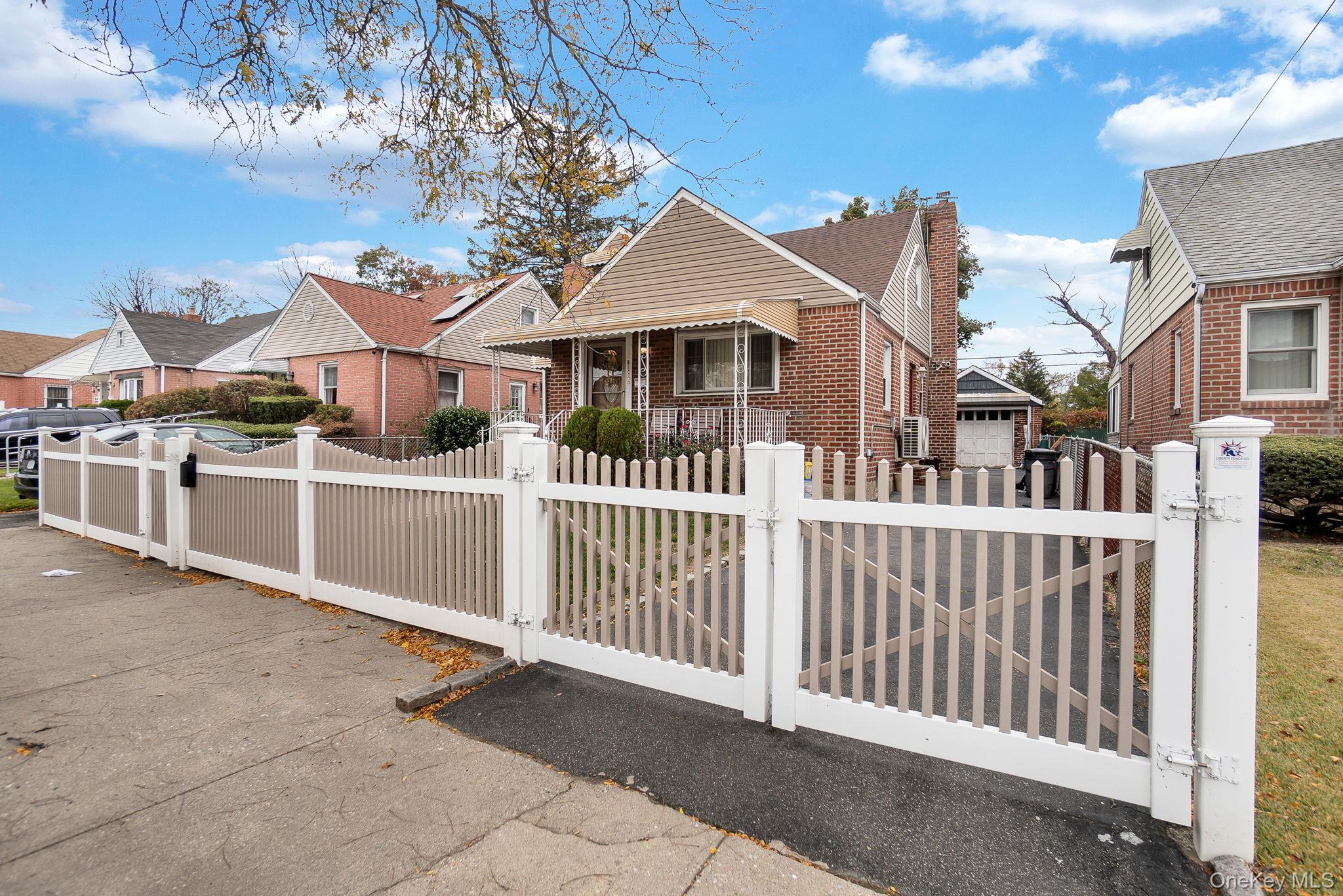 21827 130th Avenue, Springfield Gardens, NY 11413