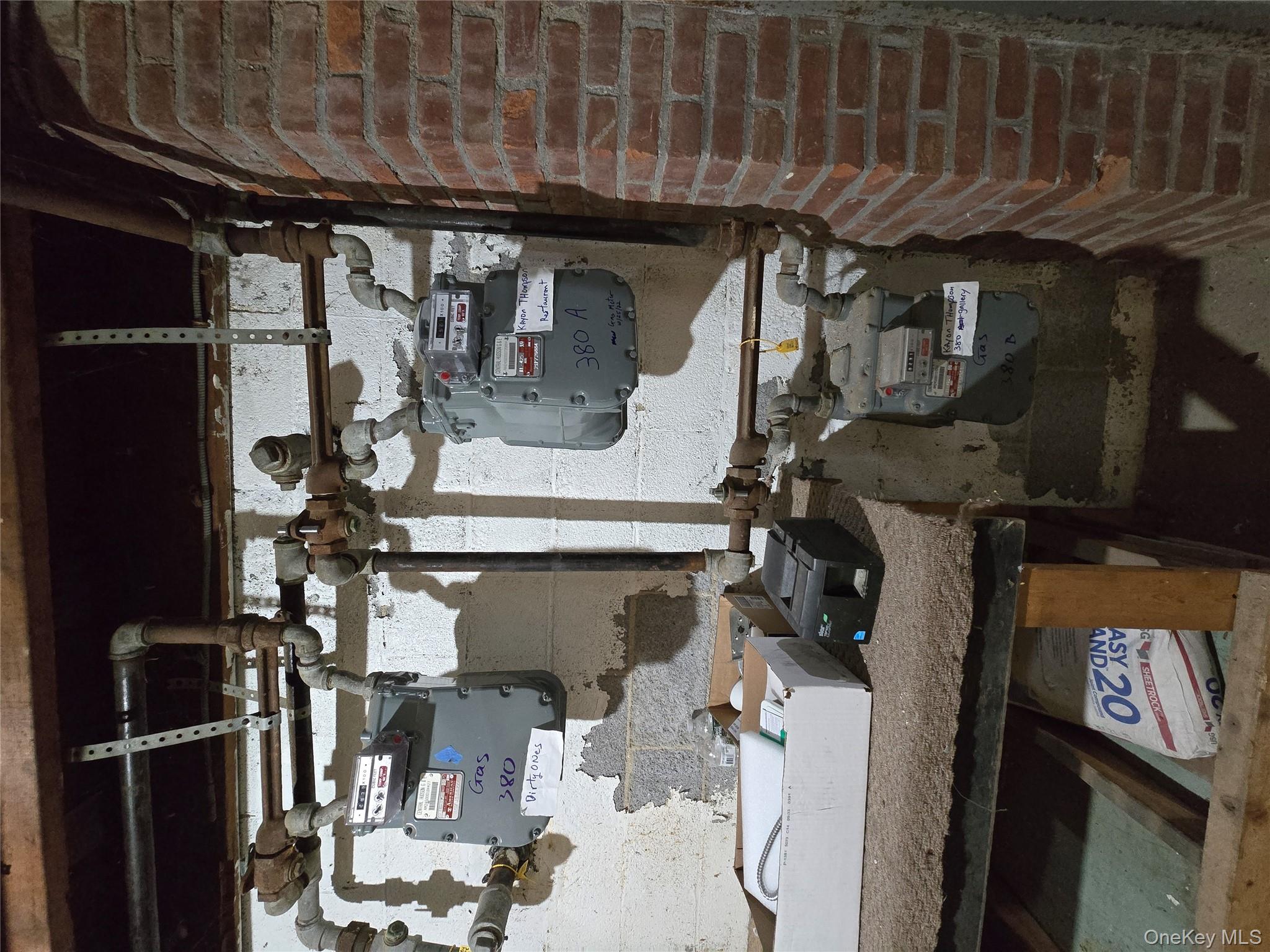 380 Main Street, Poughkeepsie, NY 12601