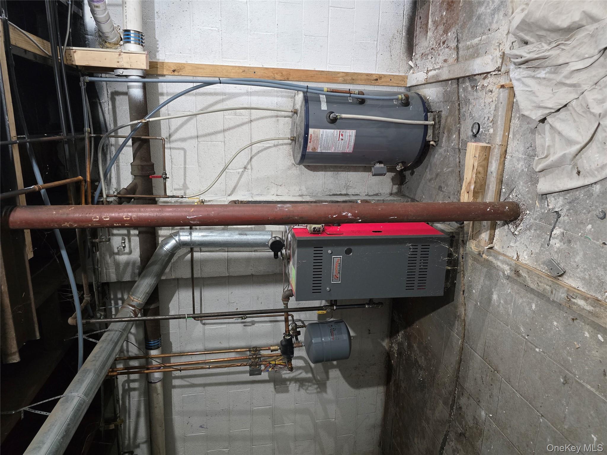 380 Main Street, Poughkeepsie, NY 12601