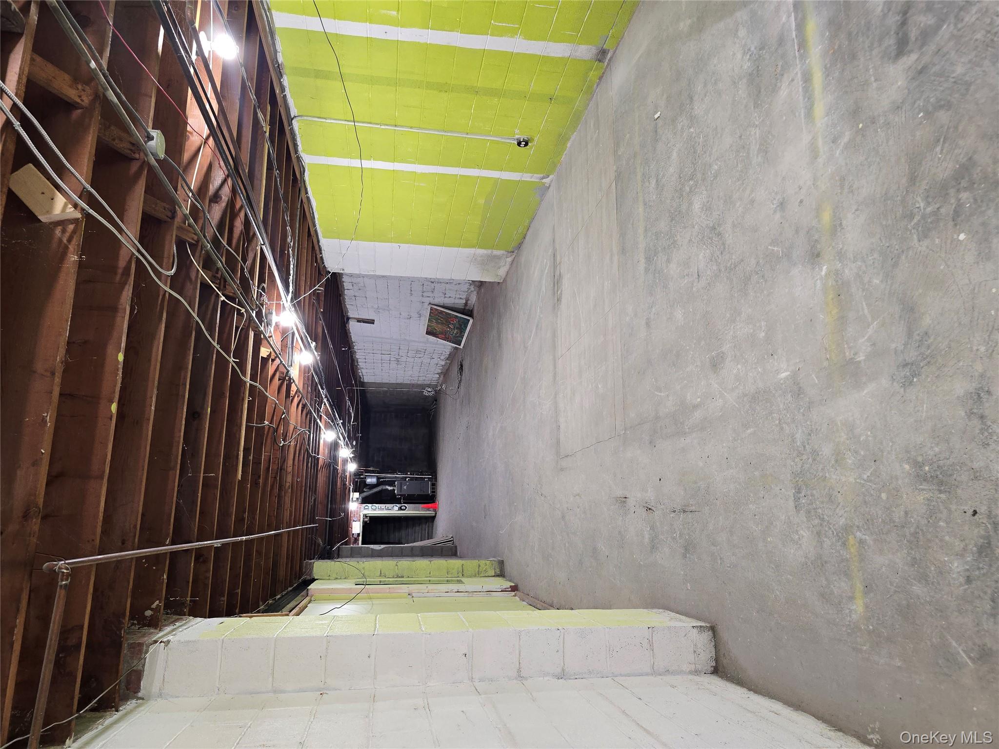 380 Main Street, Poughkeepsie, NY 12601