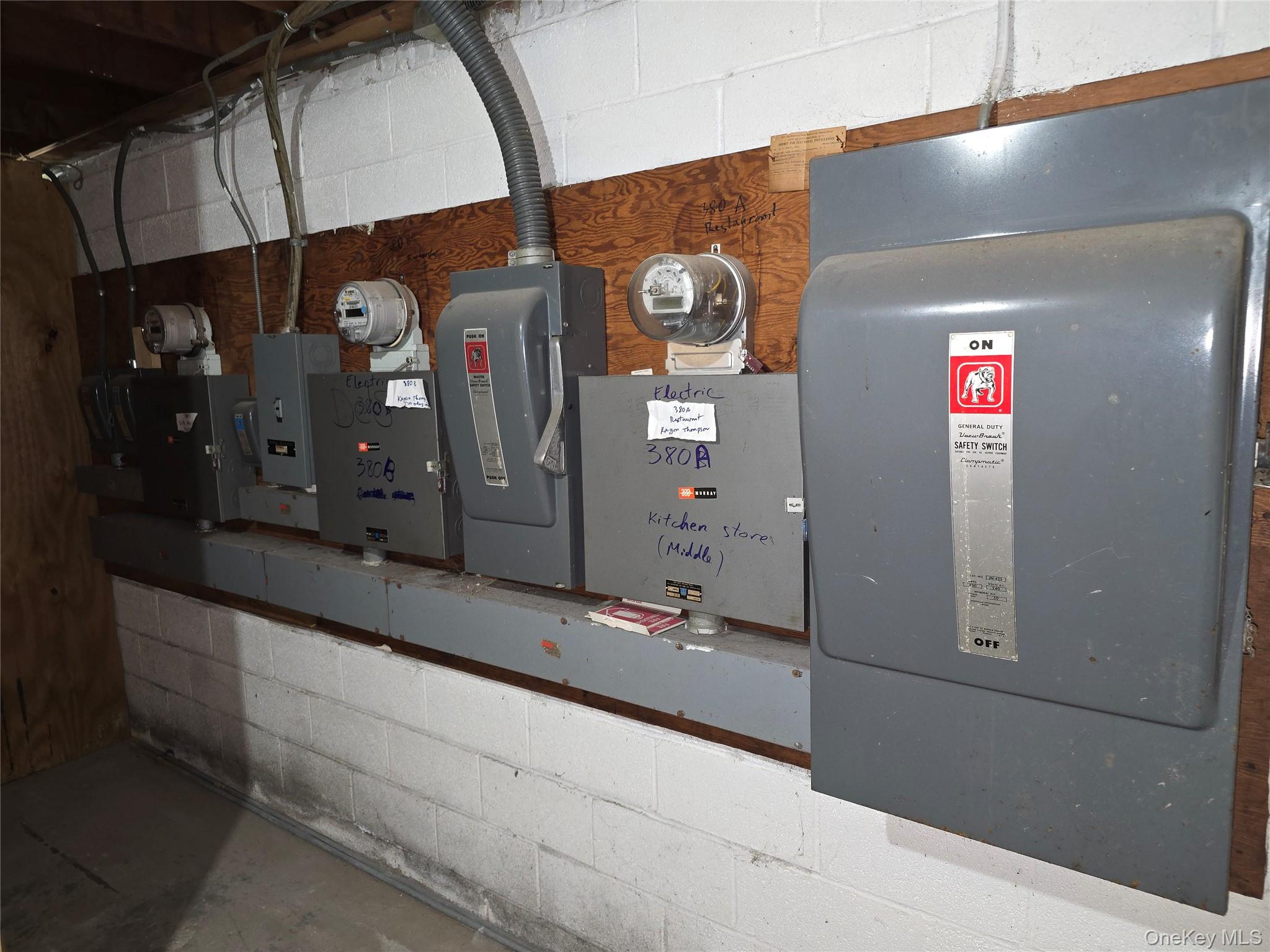 380 Main Street, Poughkeepsie, NY 12601