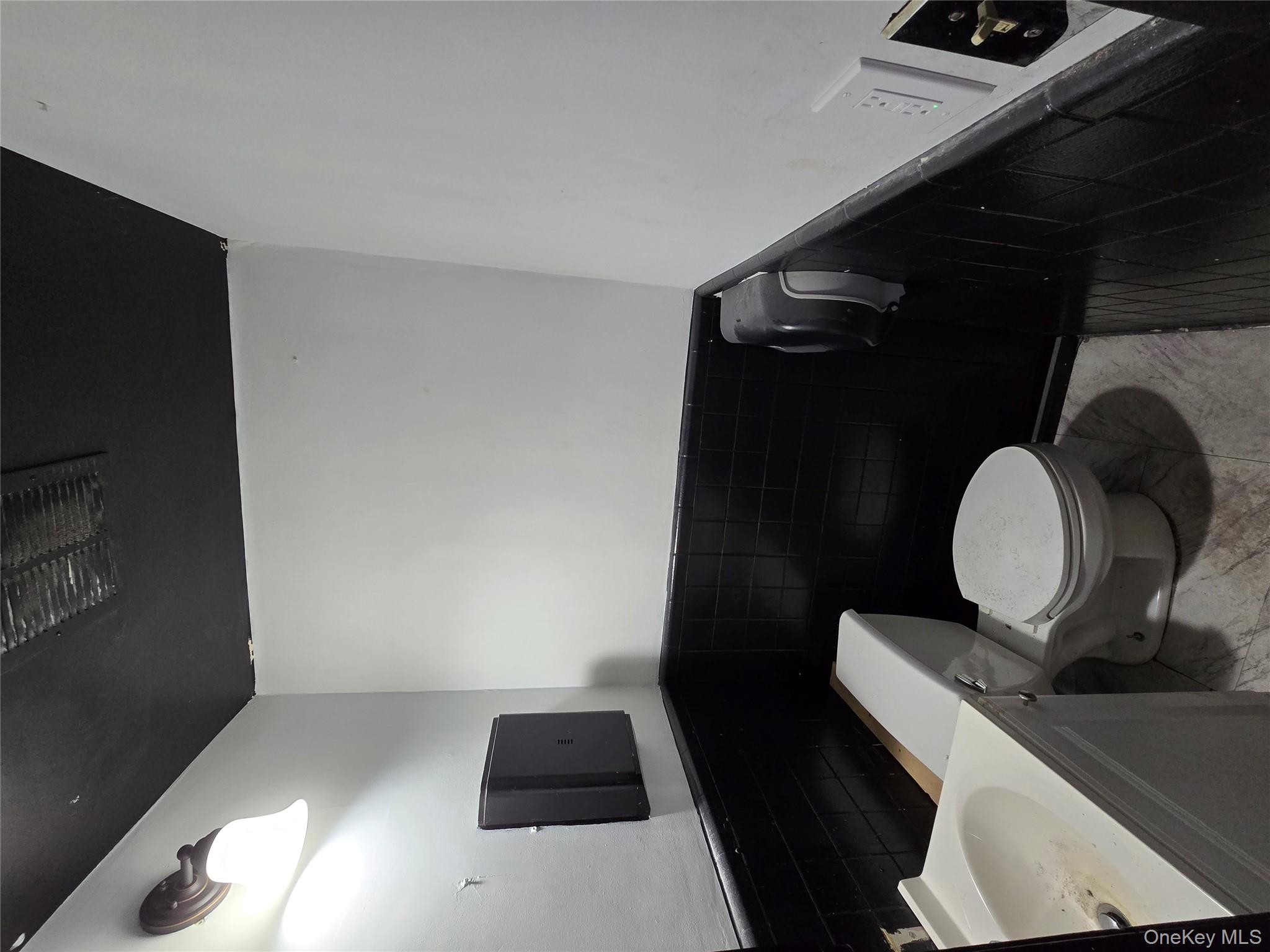 380 Main Street, Poughkeepsie, NY 12601