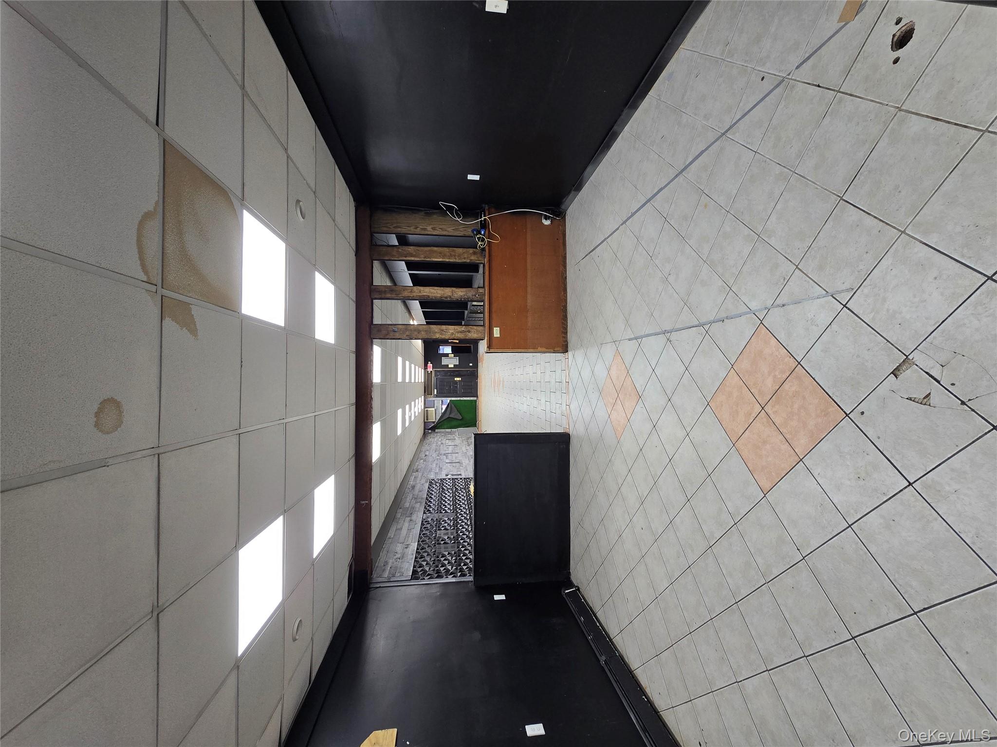 380 Main Street, Poughkeepsie, NY 12601