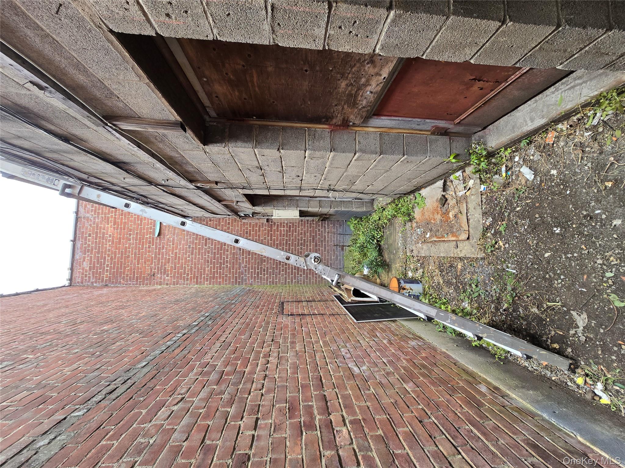 380 Main Street, Poughkeepsie, NY 12601