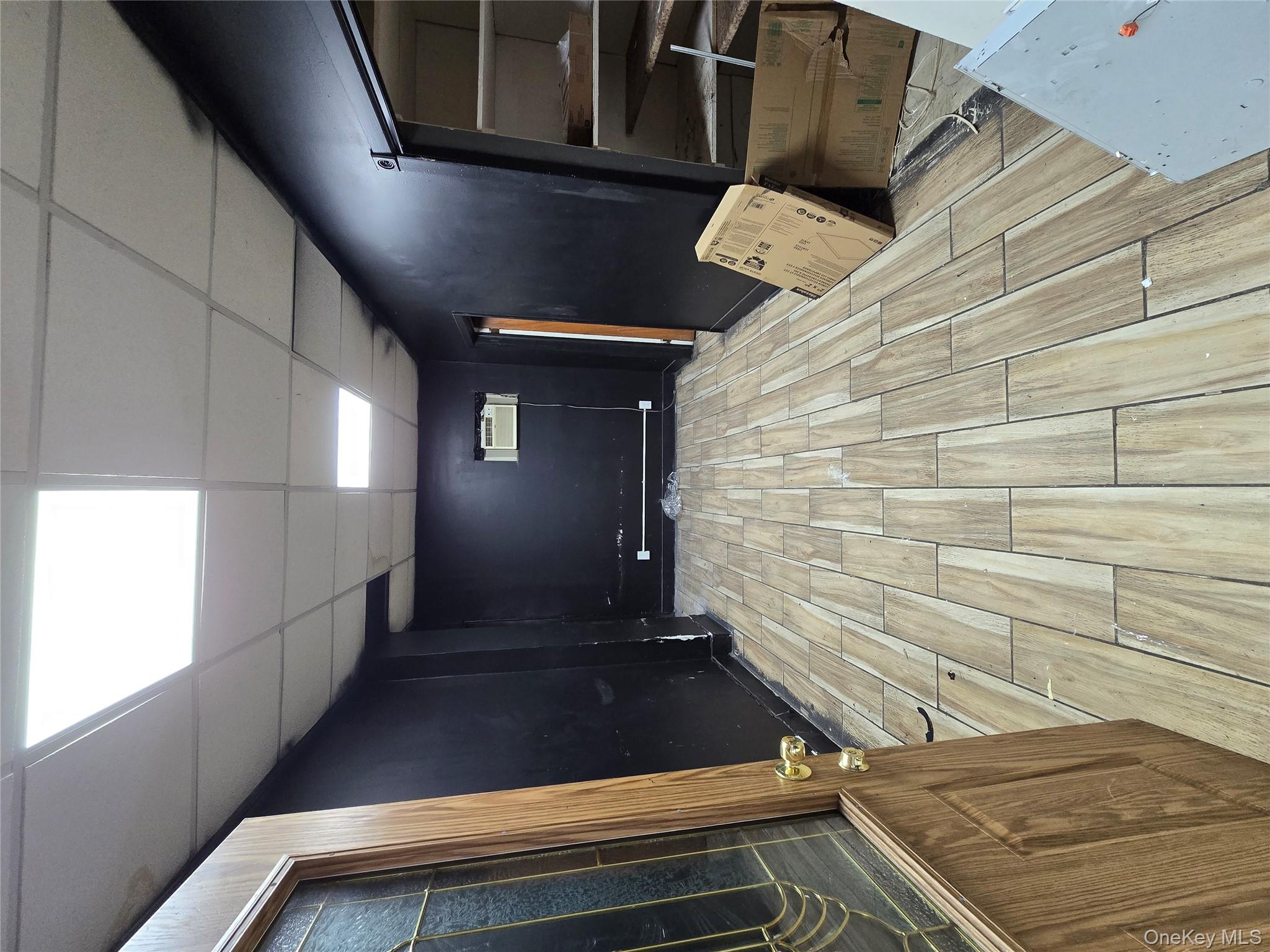 380 Main Street, Poughkeepsie, NY 12601