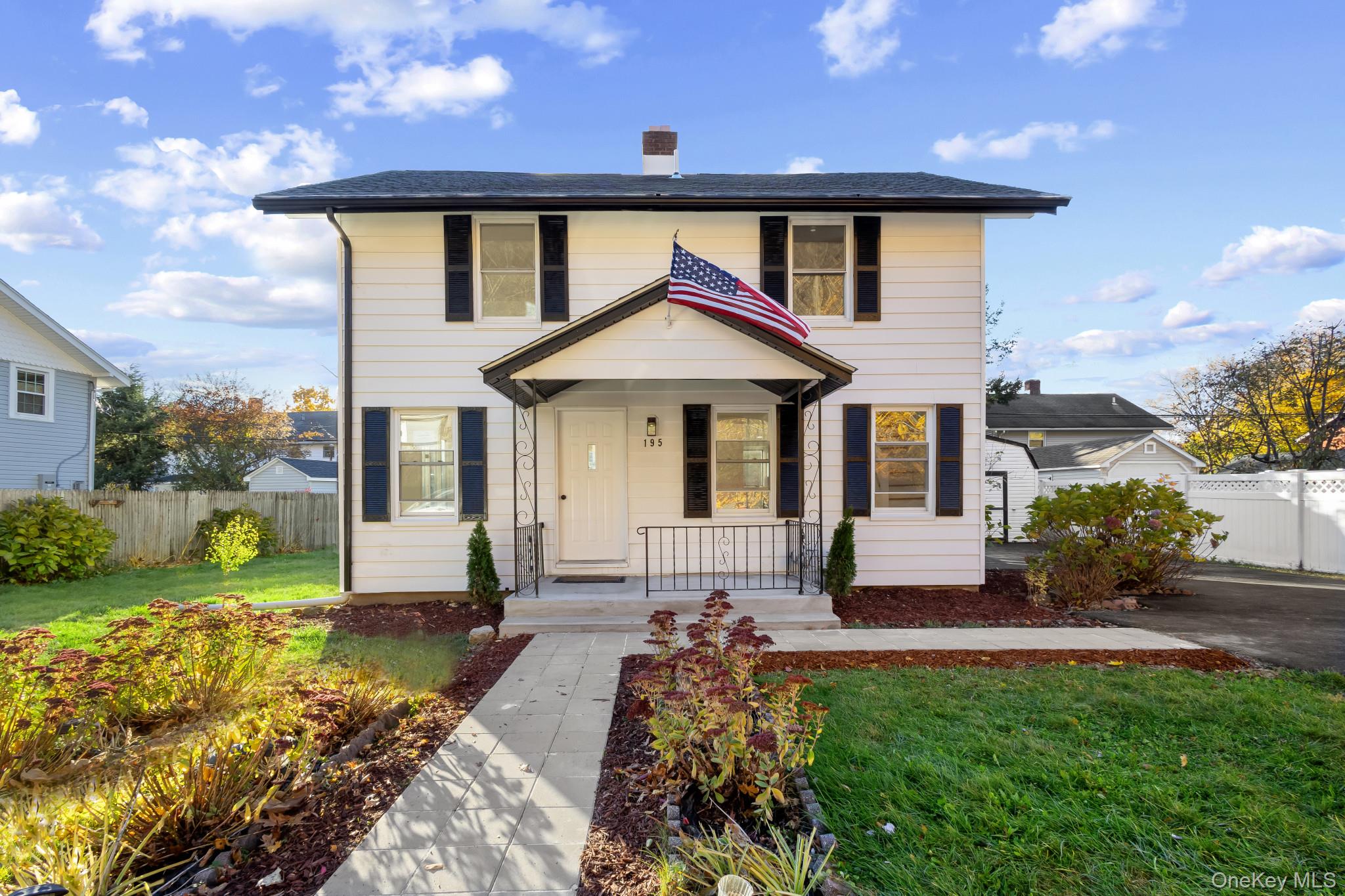 195 E Village Road, Tuxedo Park, NY 10987