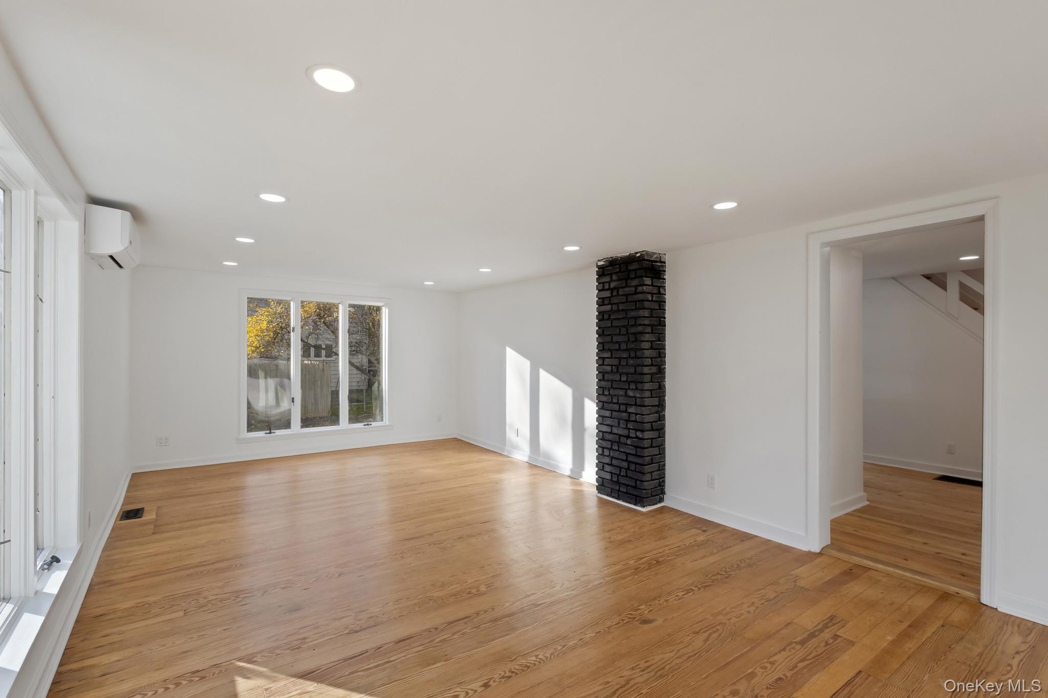 195 E Village Road, Tuxedo Park, NY 10987