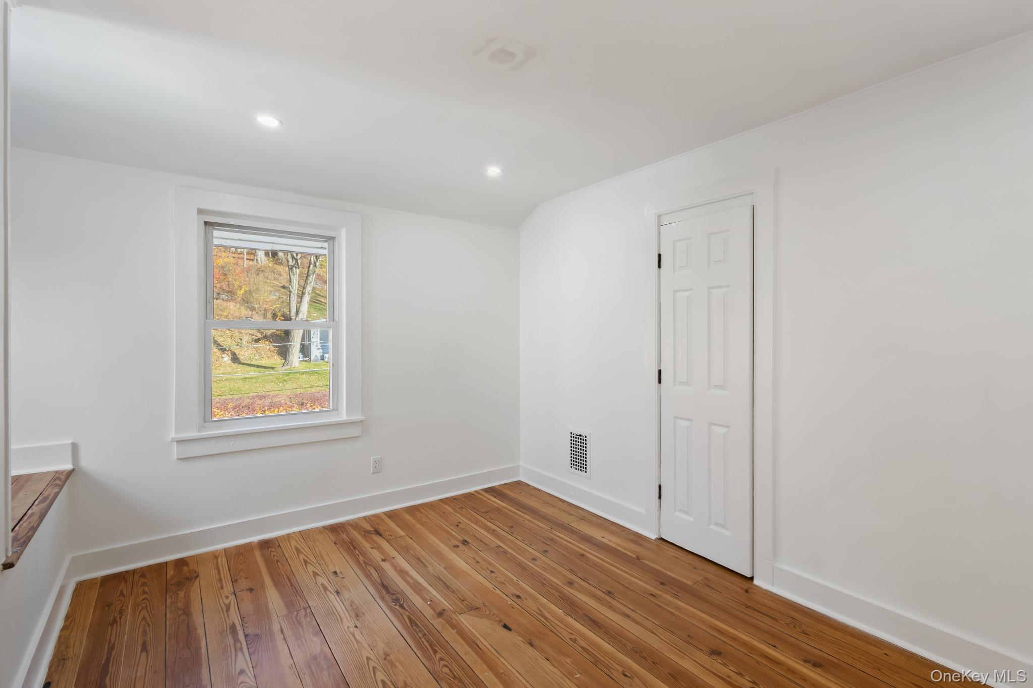 195 E Village Road, Tuxedo Park, NY 10987