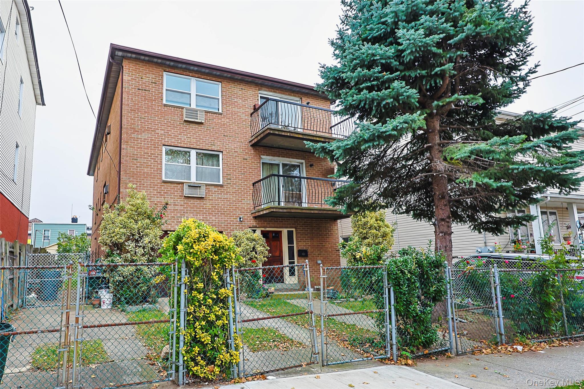 1529 125th Street, Flushing, NY 11356