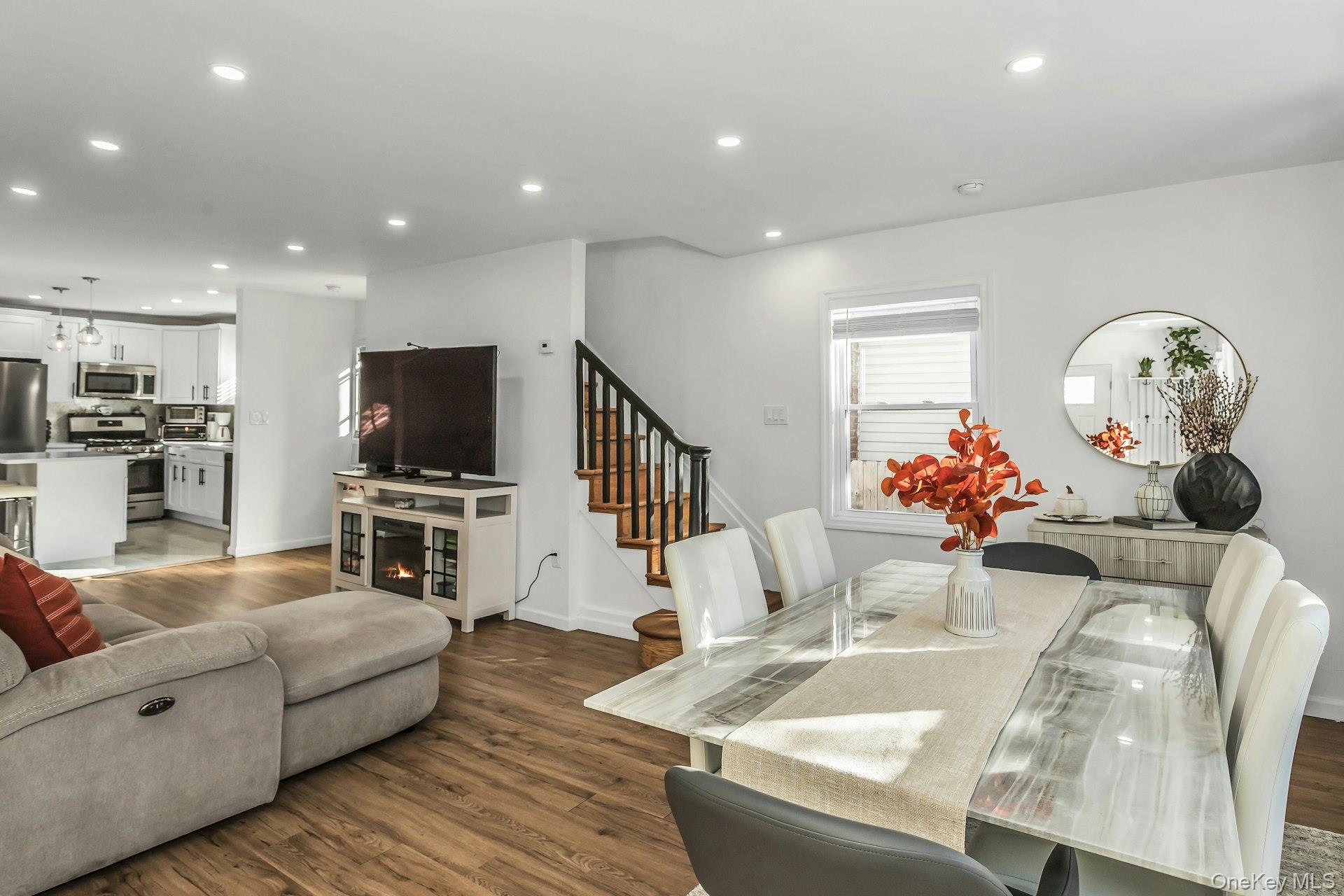 42 13th Street, Locust Valley, NY 11560