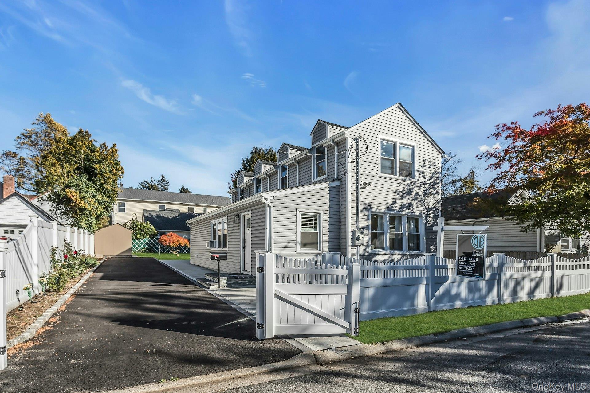 42 13th Street, Locust Valley, NY 11560