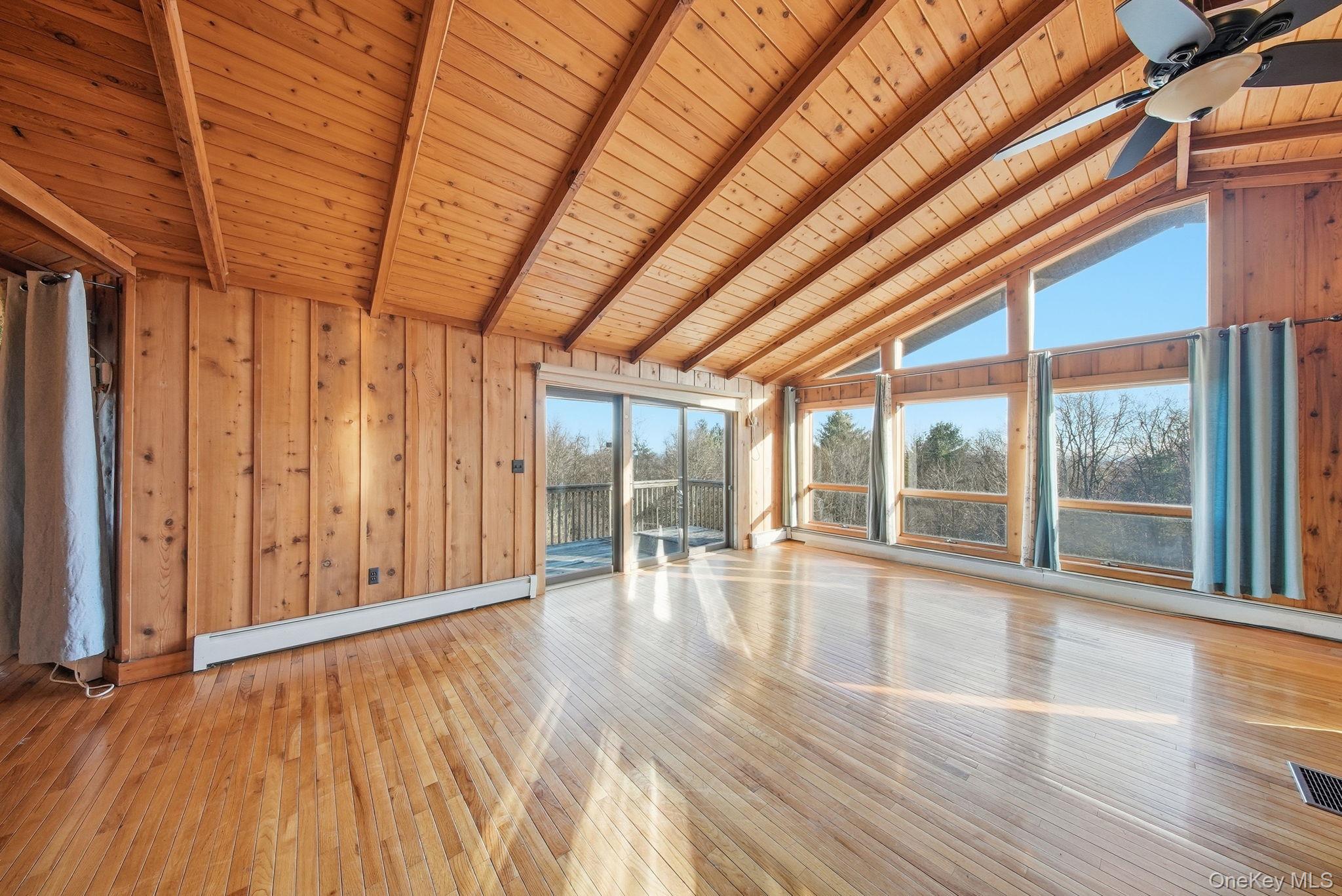 137 Highview Terrace, Bloomingburg, NY 12721