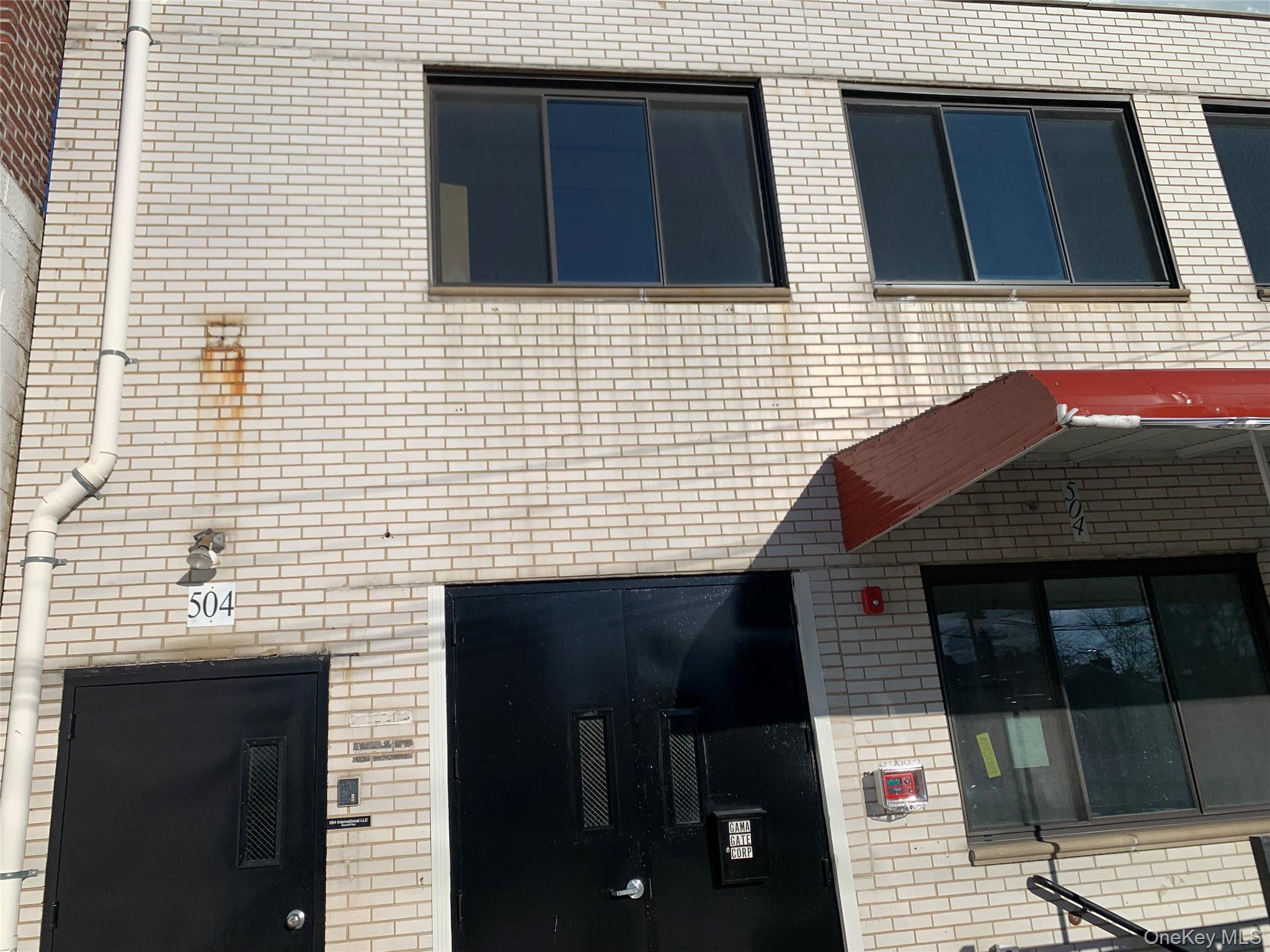 504 Cherry Lane, Floral Park, NY 11001