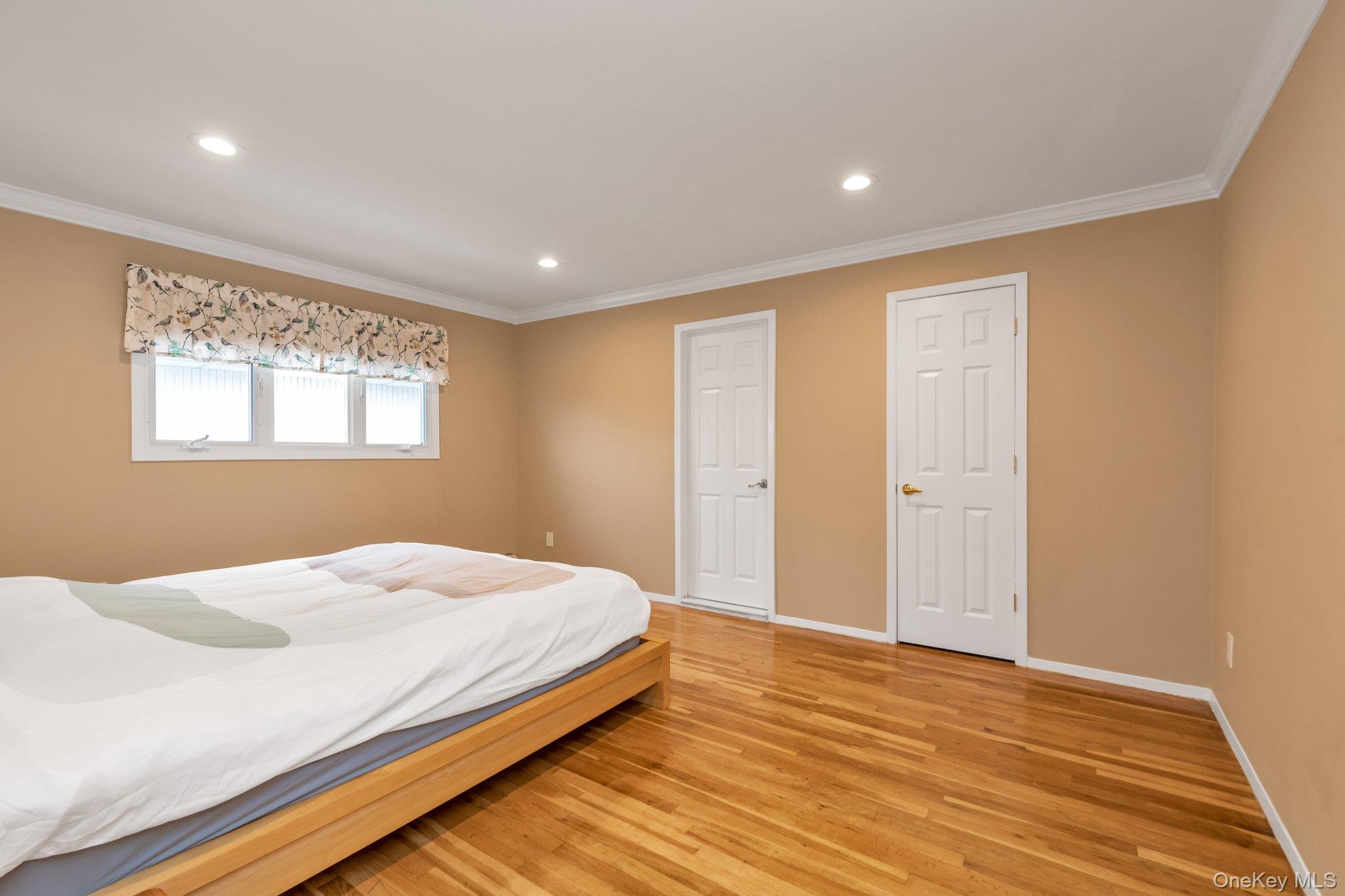 2884 Bay Drive, Merrick, NY 11566