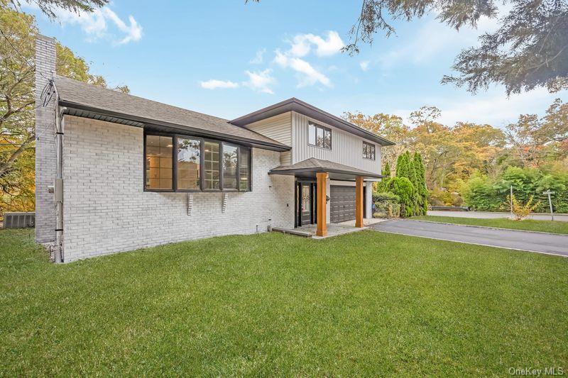 7 Gillette Avenue, Patchogue, NY 11772