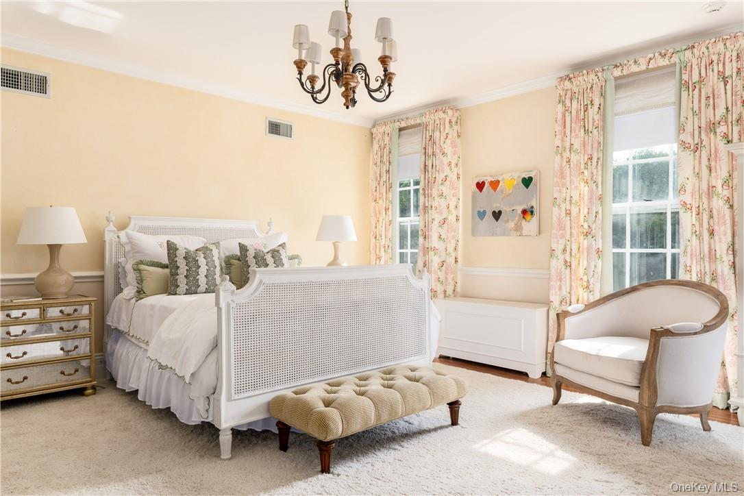 10 Meadow Lane, Purchase, NY 10577