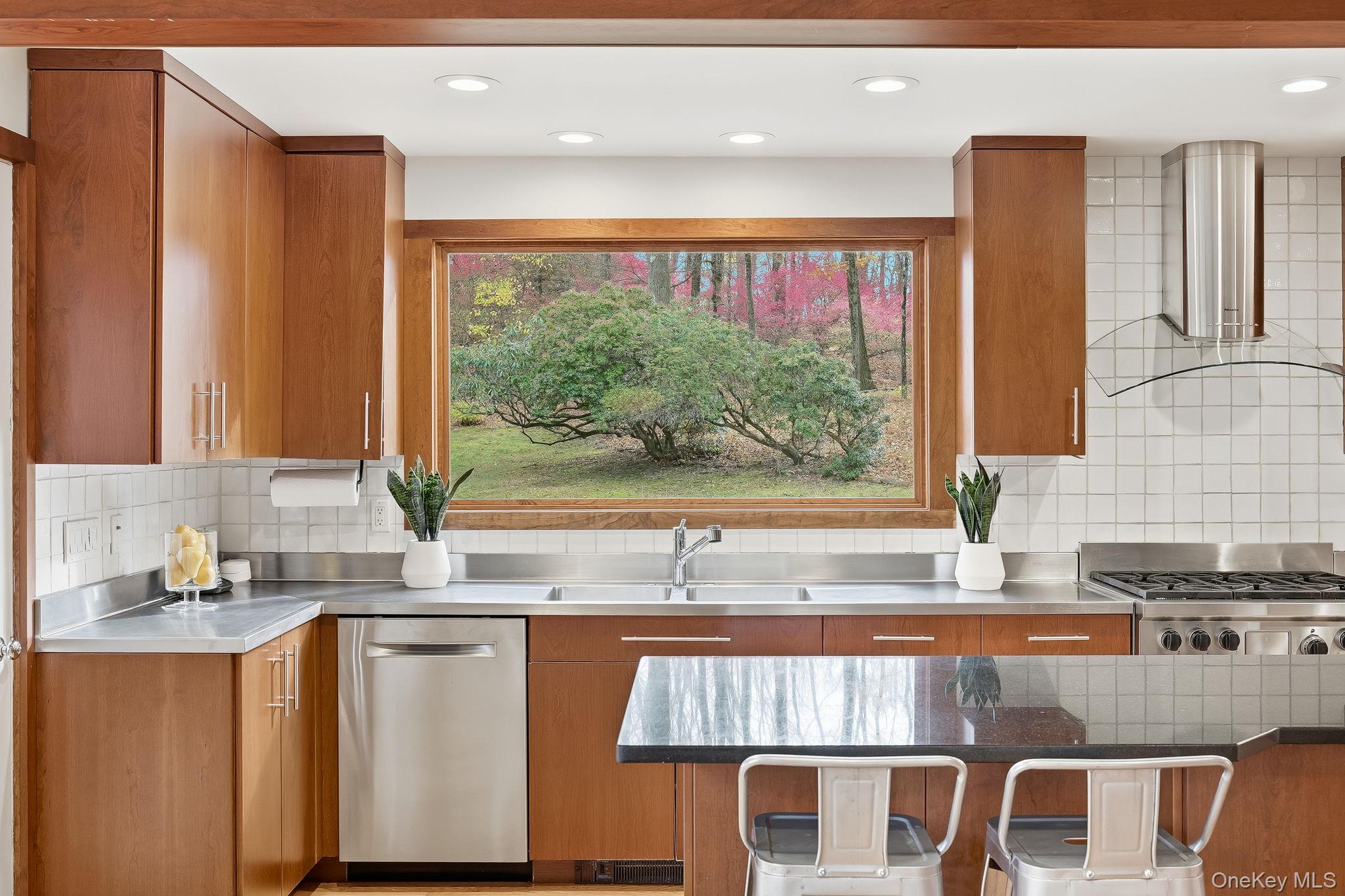 14 Valley Lane, Chappaqua, NY 10514