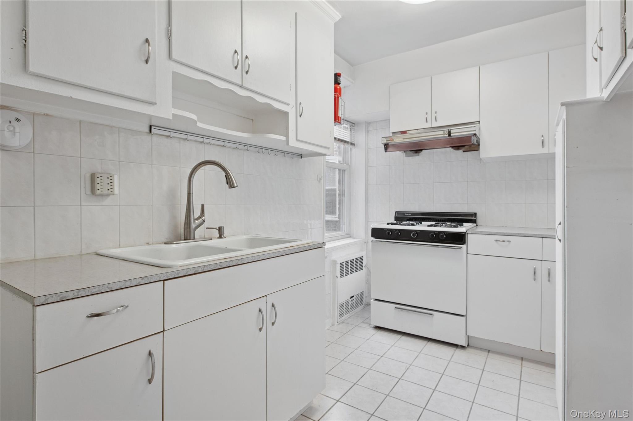 33-24 91st Street # 6L, Jackson Heights, NY 11372