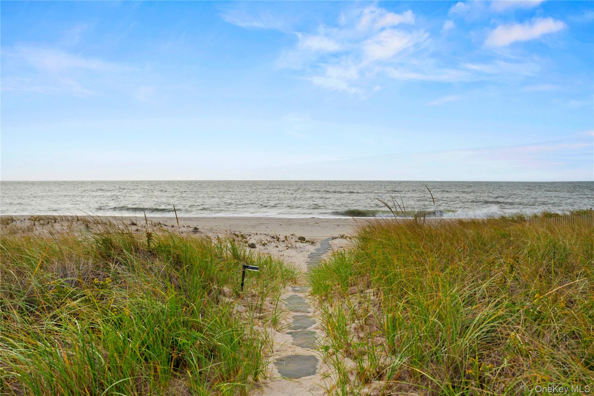 645 Dune Road, Westhampton, NY 11977