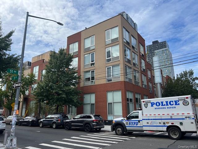 240 51 Avenue # 1H, Long Island City, NY 11101