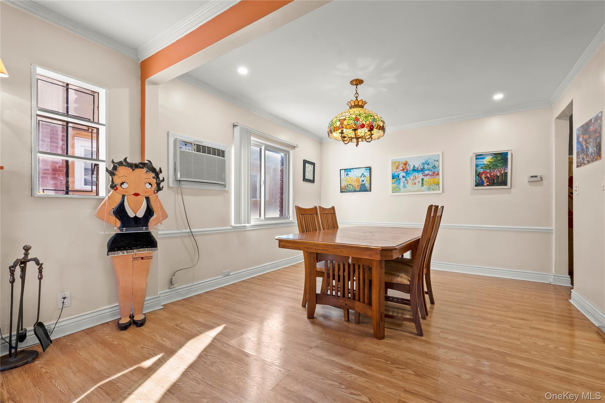 7516 180th Street, Fresh Meadows, NY 11366