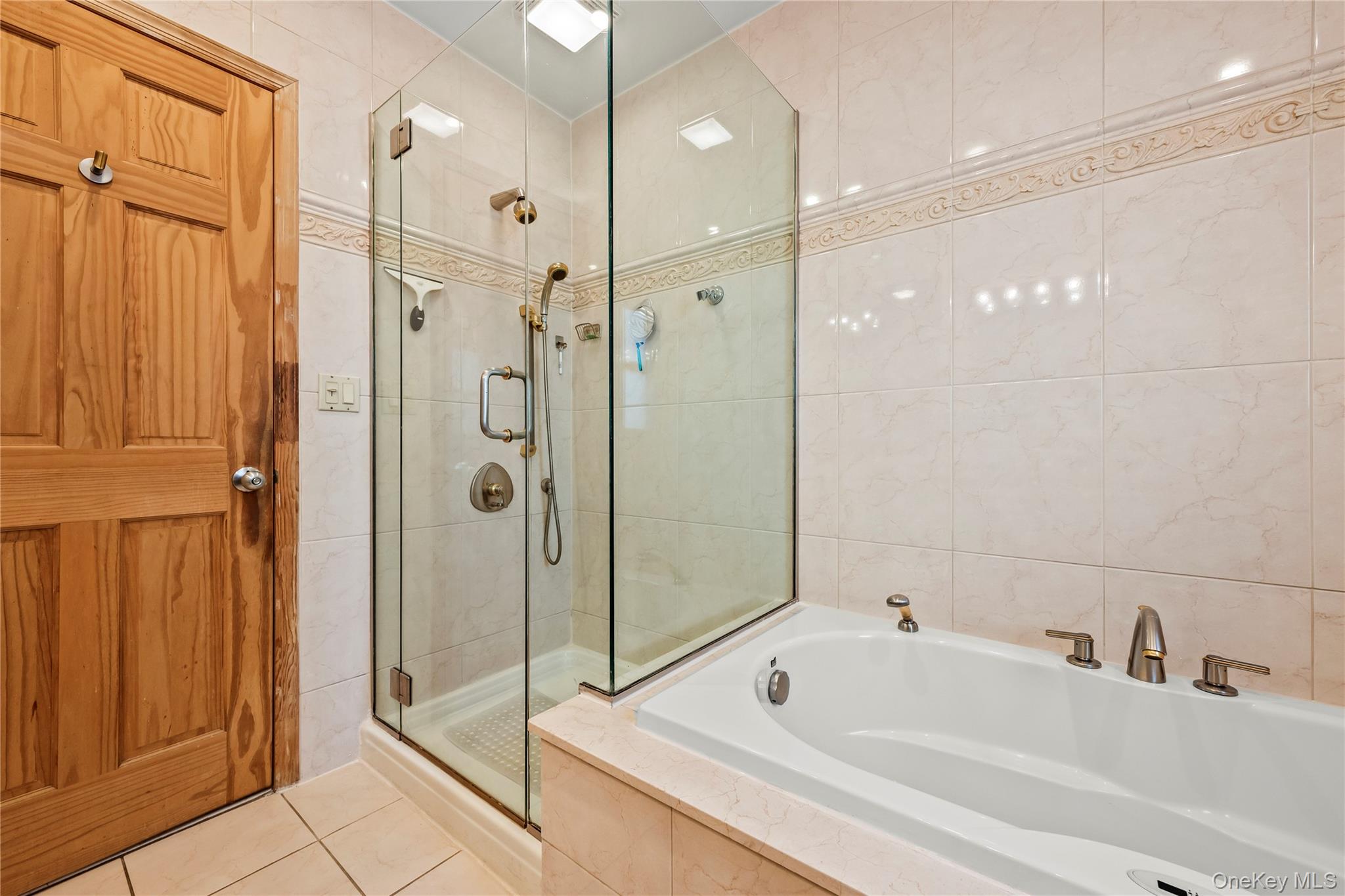 7516 180th Street, Fresh Meadows, NY 11366