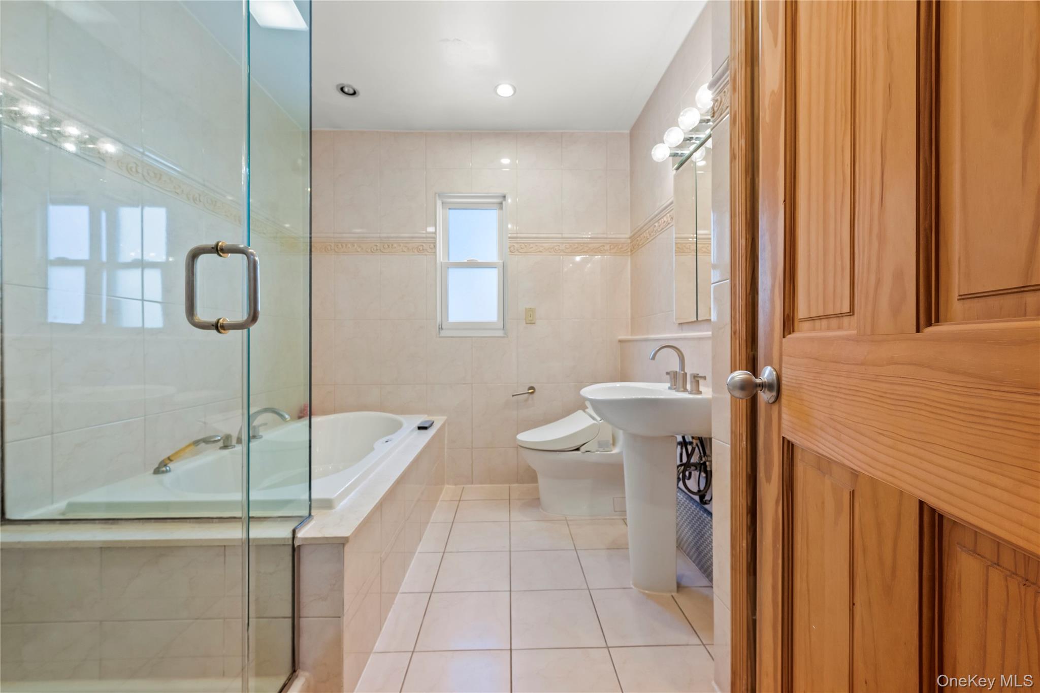 7516 180th Street, Fresh Meadows, NY 11366