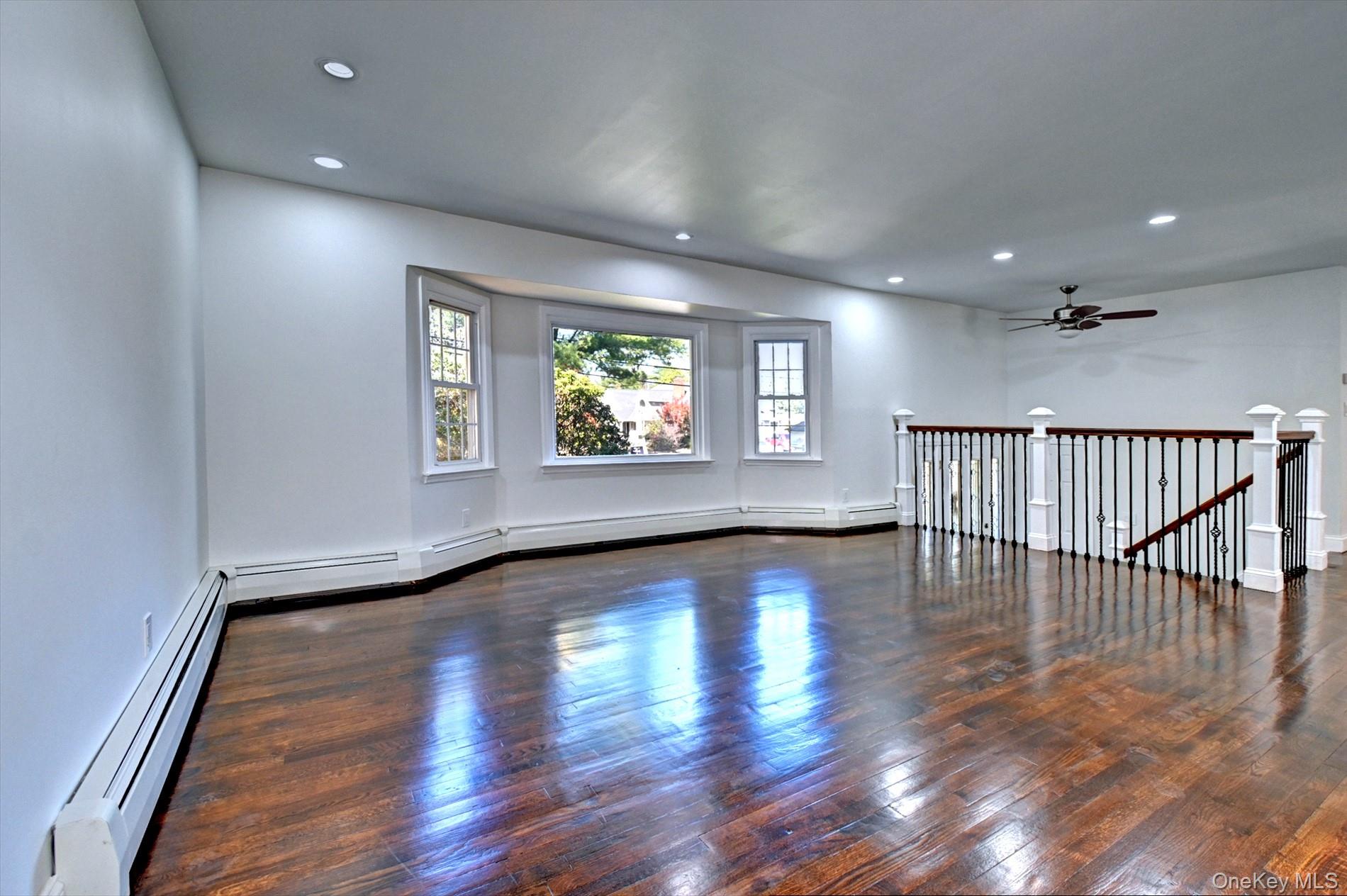 8 Prairie Road, Huntington Station, NY 11746