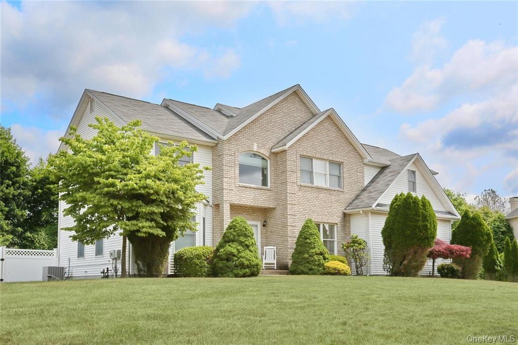 6 Margo Court, Airmont, NY 10901