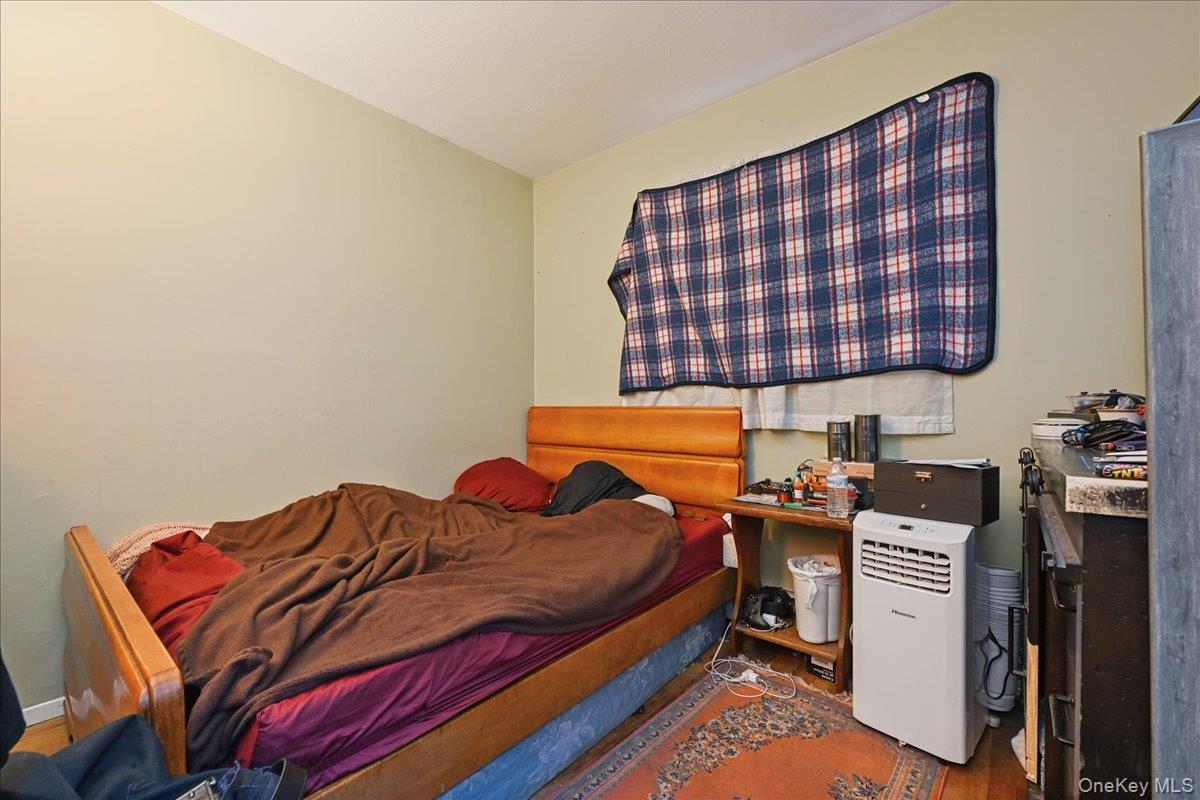 122 Haypath Road, Bethpage, NY 11714