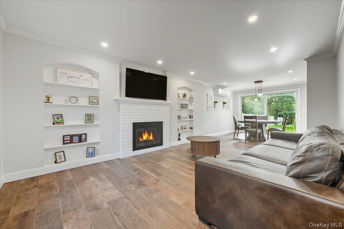 16 Country Lane Drive, Kings Park, NY 11754