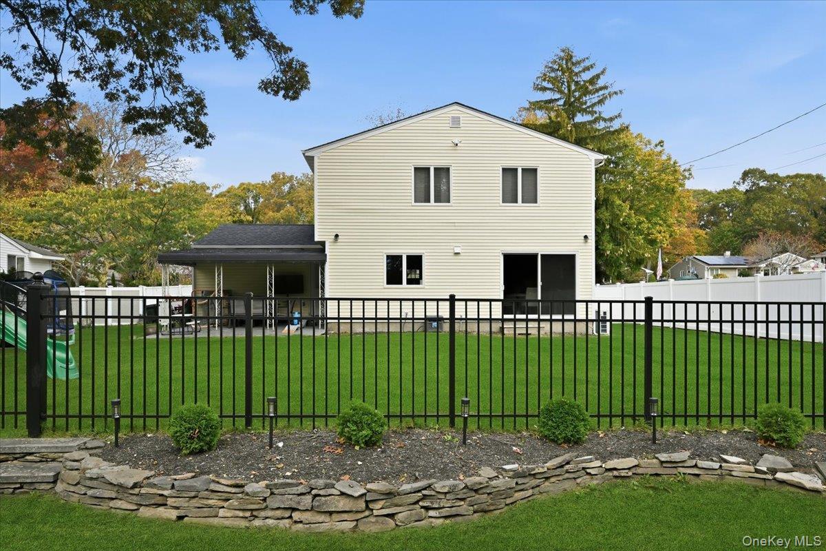 16 Country Lane Drive, Kings Park, NY 11754