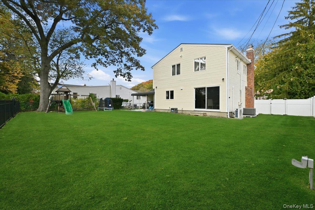 16 Country Lane Drive, Kings Park, NY 11754