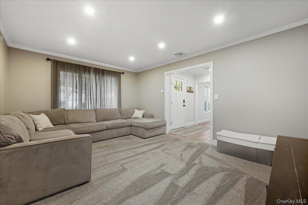 16 Country Lane Drive, Kings Park, NY 11754