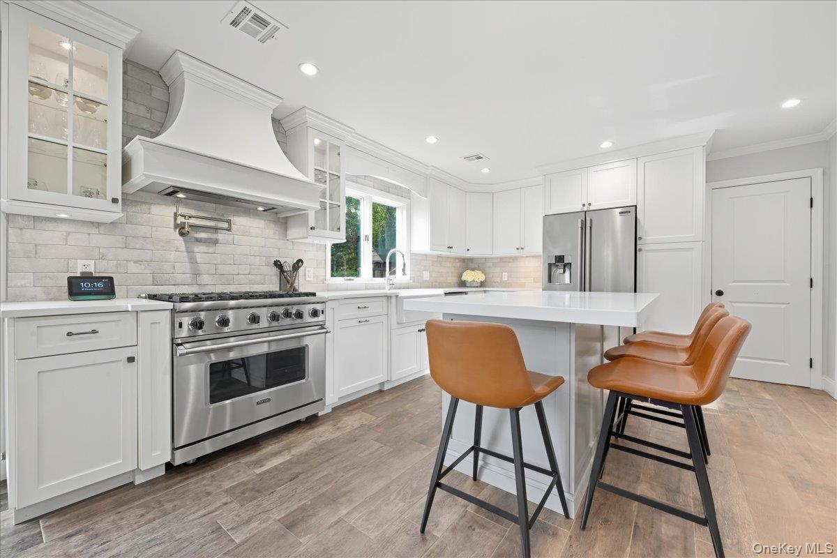 16 Country Lane Drive, Kings Park, NY 11754