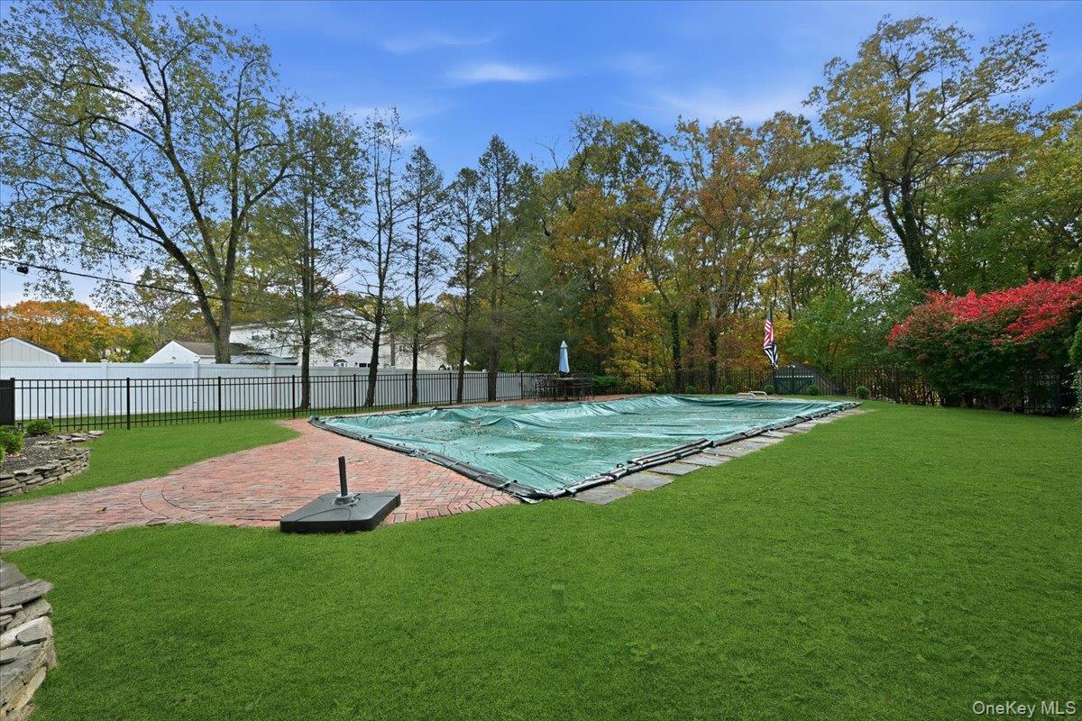 16 Country Lane Drive, Kings Park, NY 11754