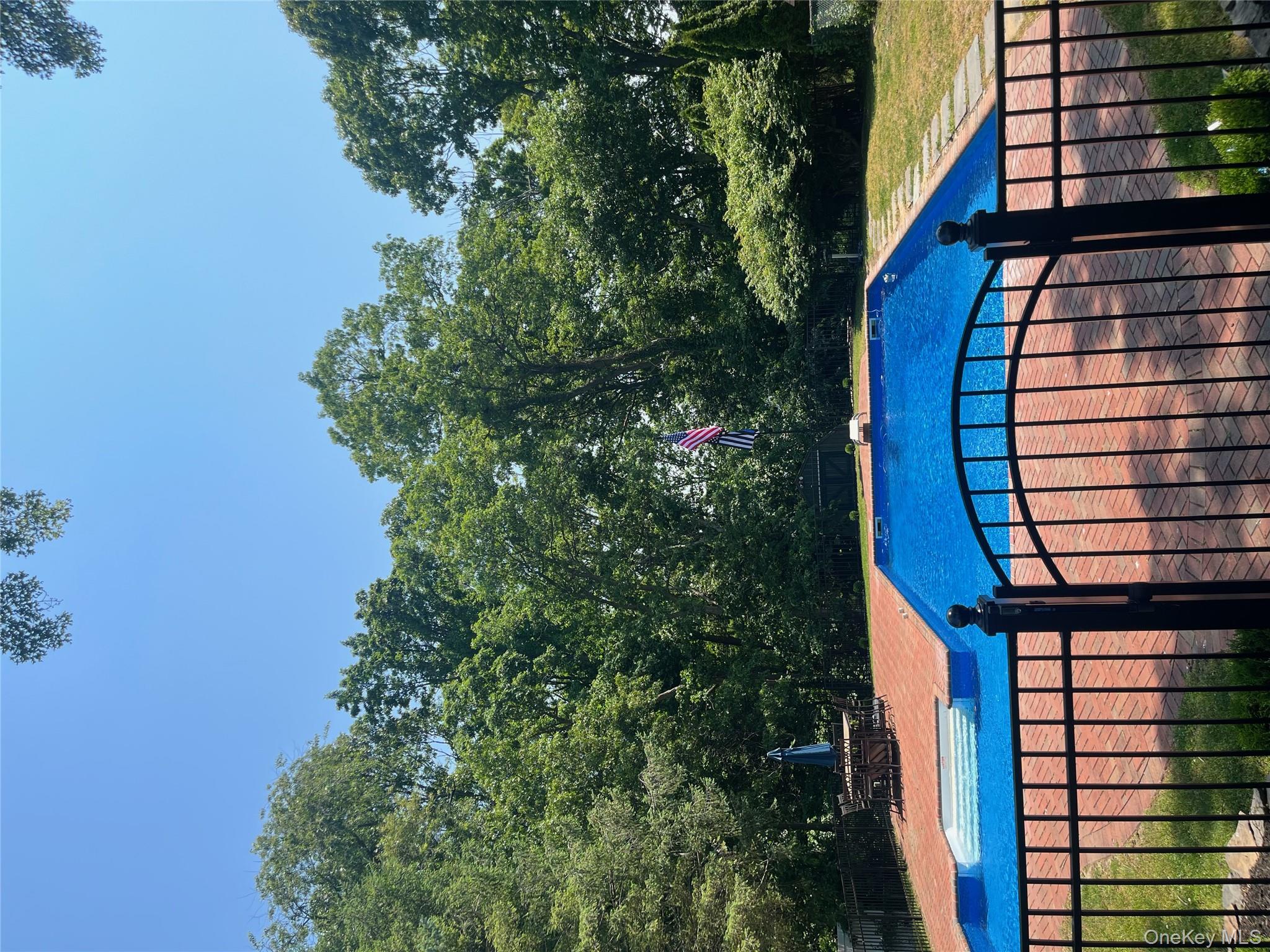 16 Country Lane Drive, Kings Park, NY 11754