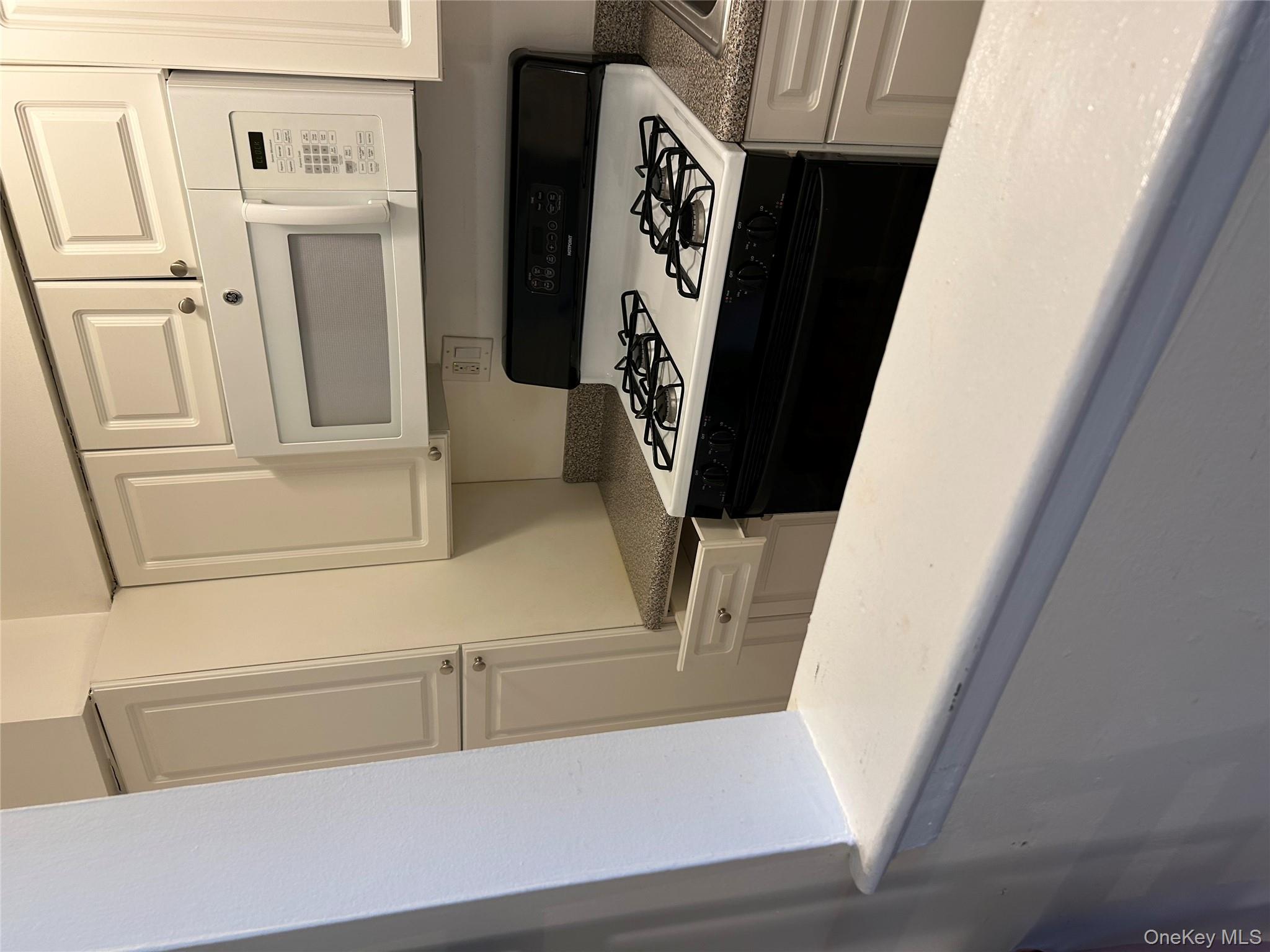 7 Charles Lane # 2B, Pomona, NY 10970