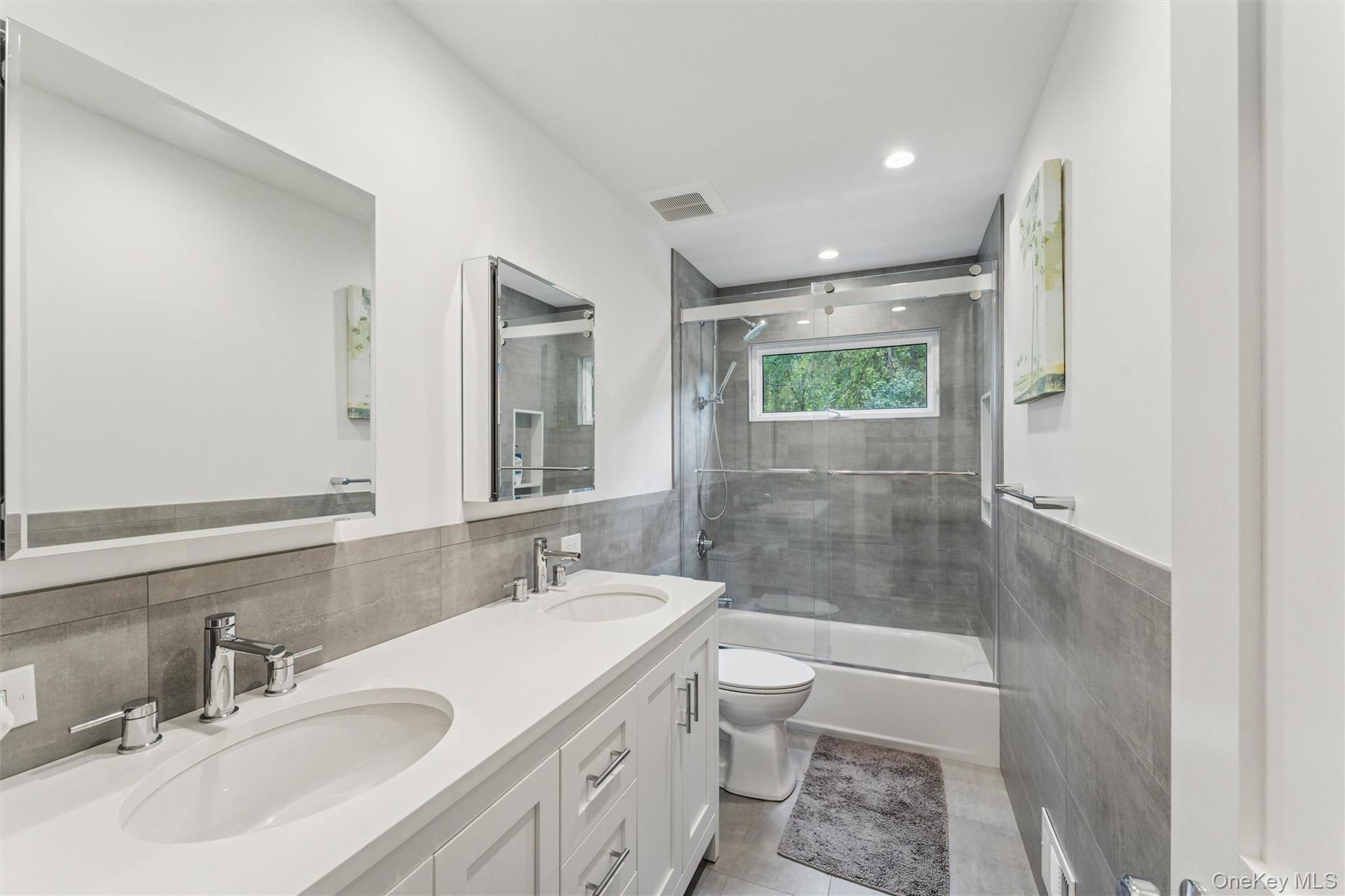 14 Woodland Lane, Quogue, NY 11959