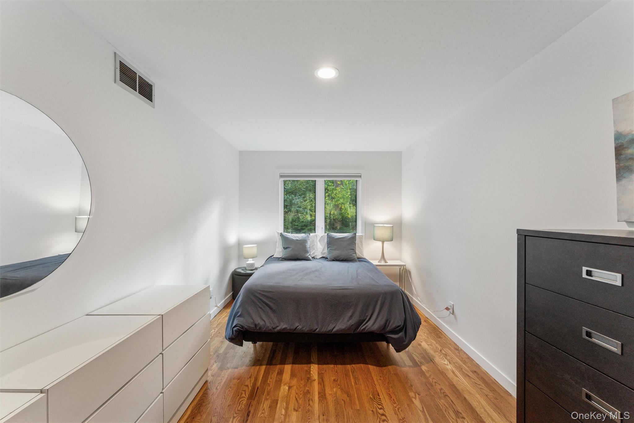 14 Woodland Lane, Quogue, NY 11959