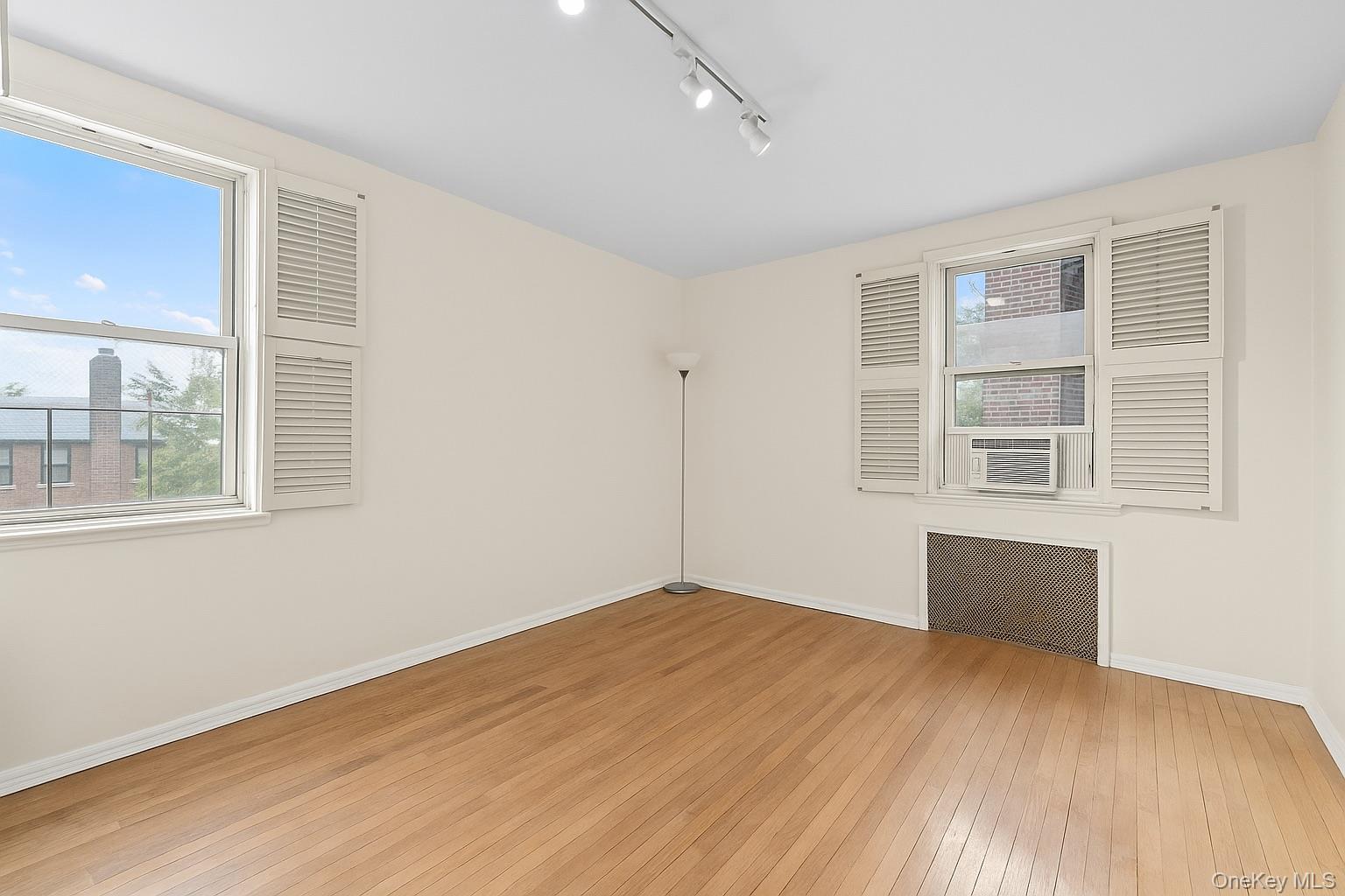 84-35 Lander Street # #2B, Briarwood, NY 11435