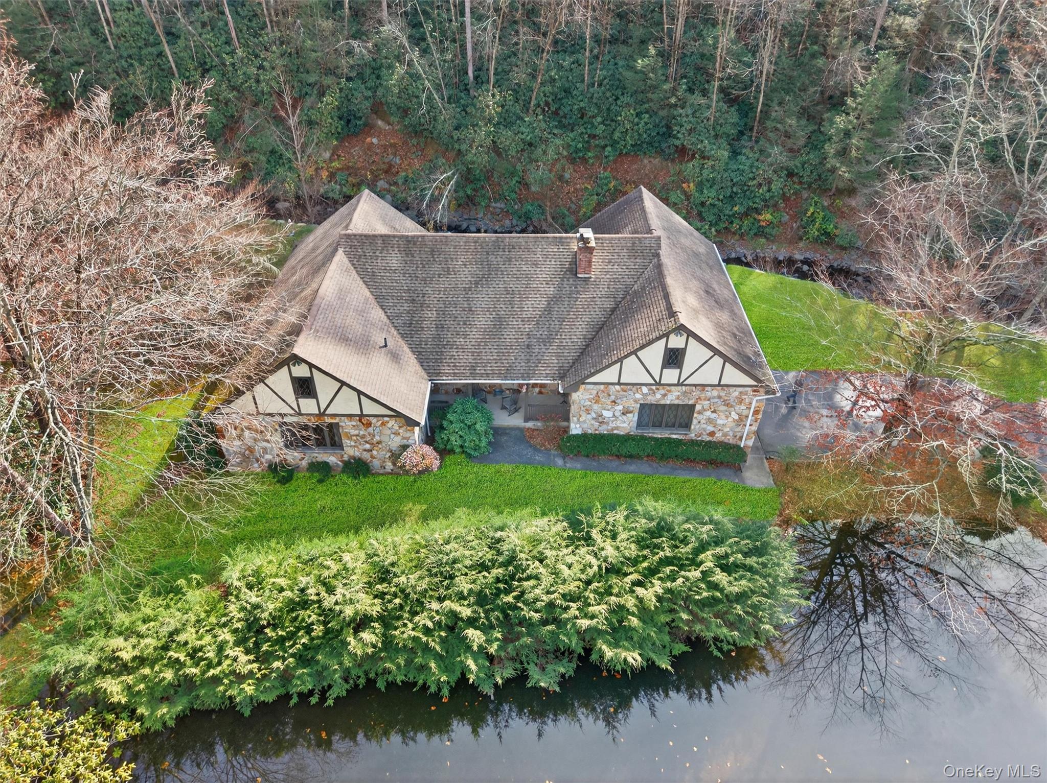 642 State Route 42, Sparrowbush, NY 12780