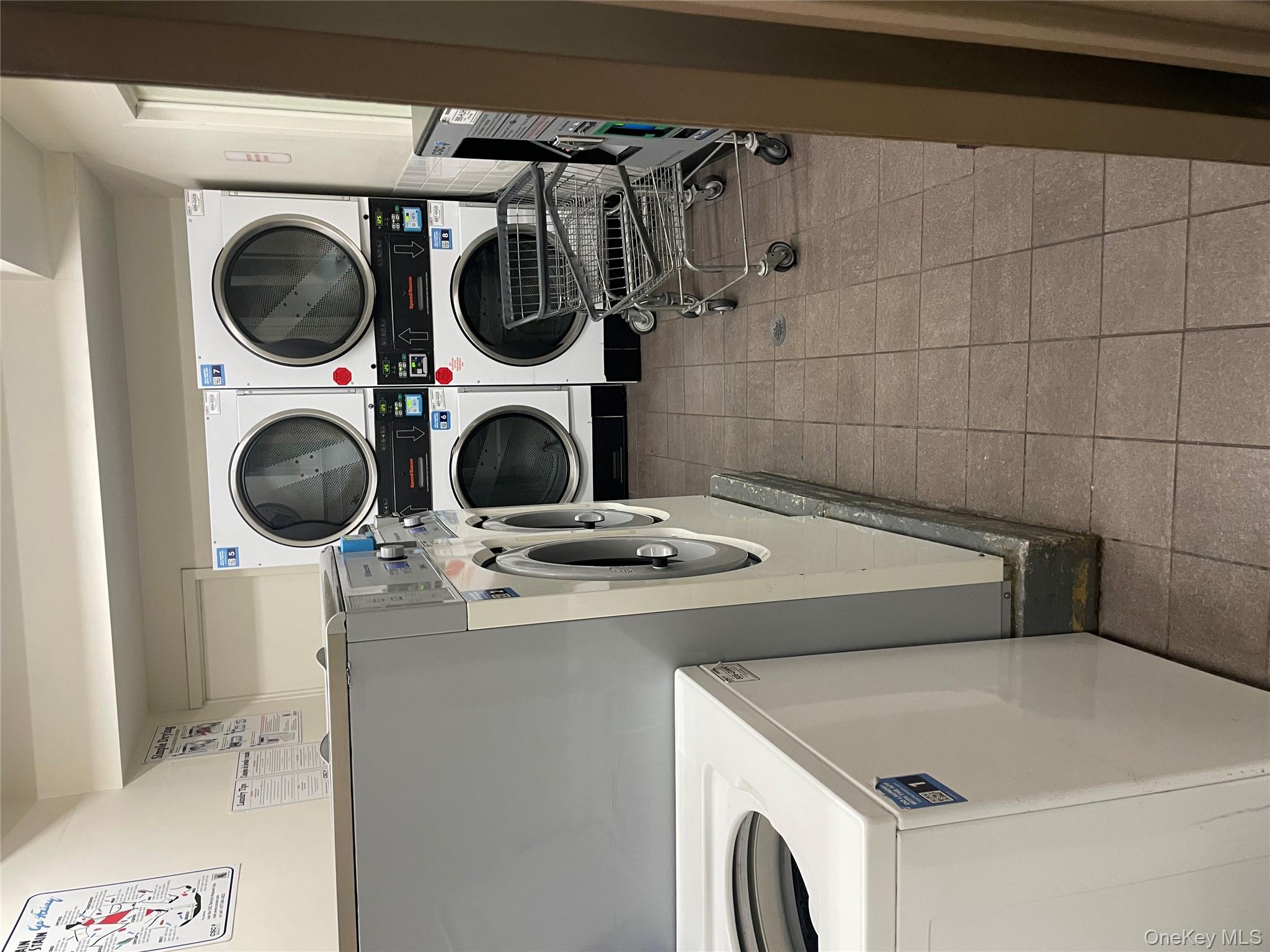 1296 Midland Avenue # B2, Yonkers, NY 10704